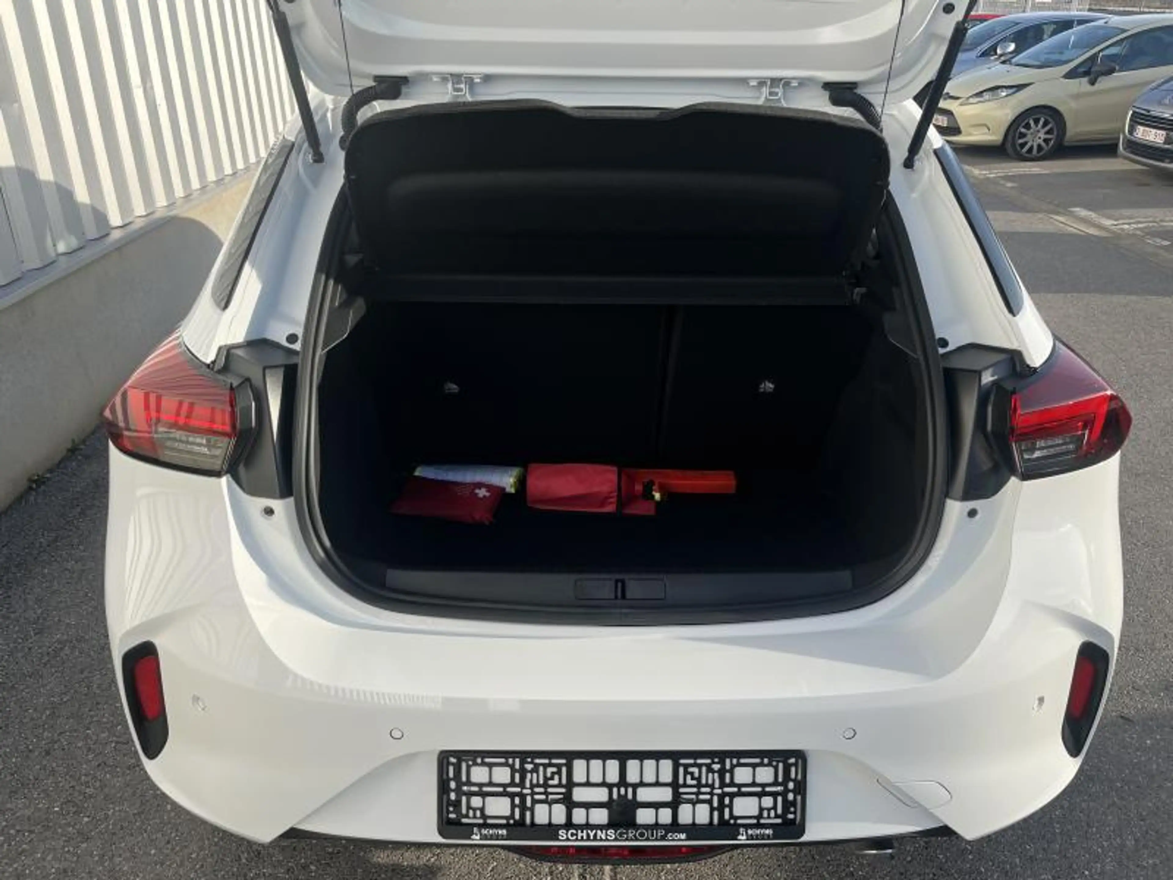 Opel Corsa GS*24 MOIS GARANTIE* FAIBLE KILOMETRAGE* — photo 10