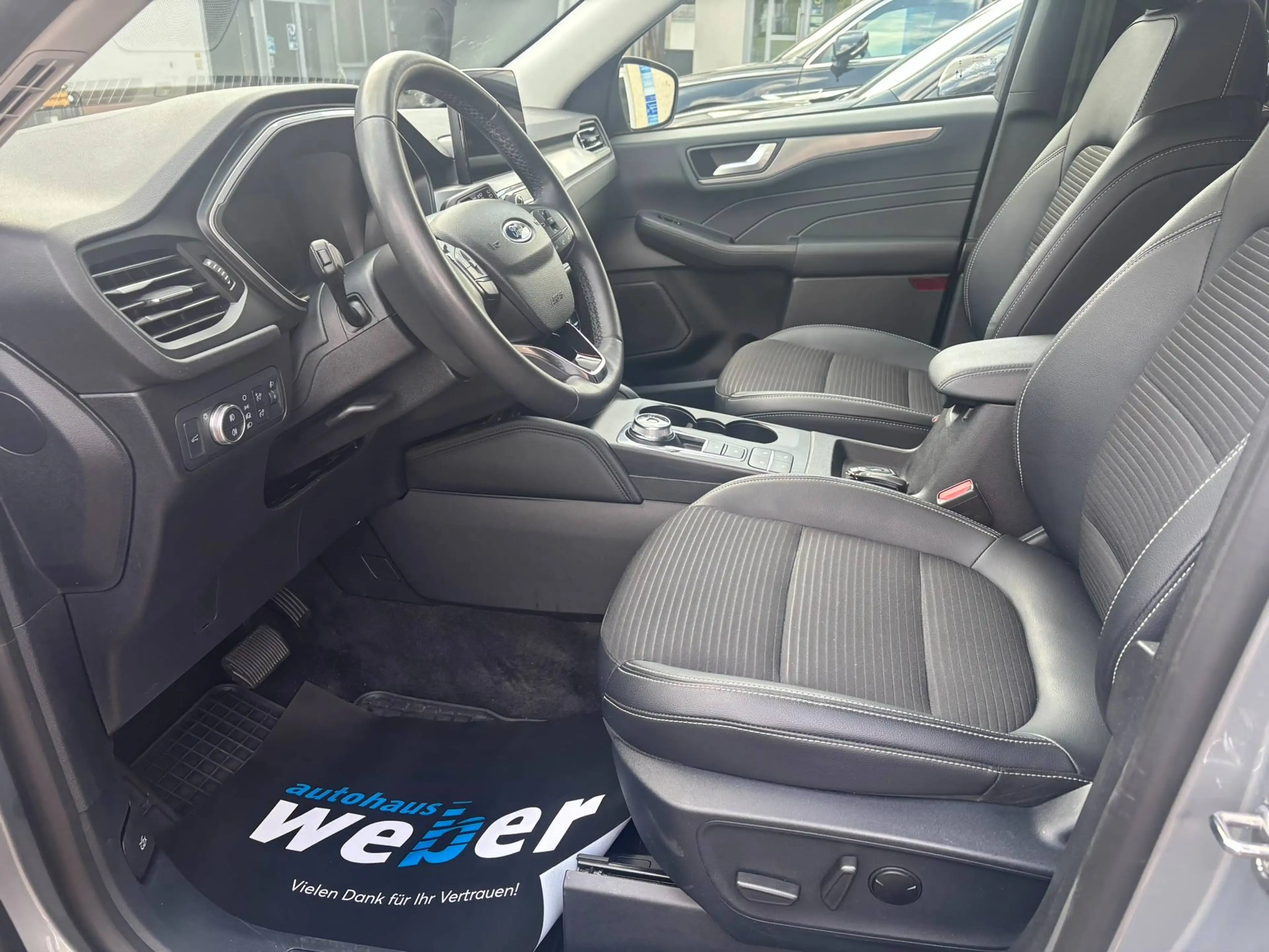 Ford Kuga Titanium X*4x4*AUT.*ANHÄNGERKUPPLUNG*B&O*ACC — photo 10