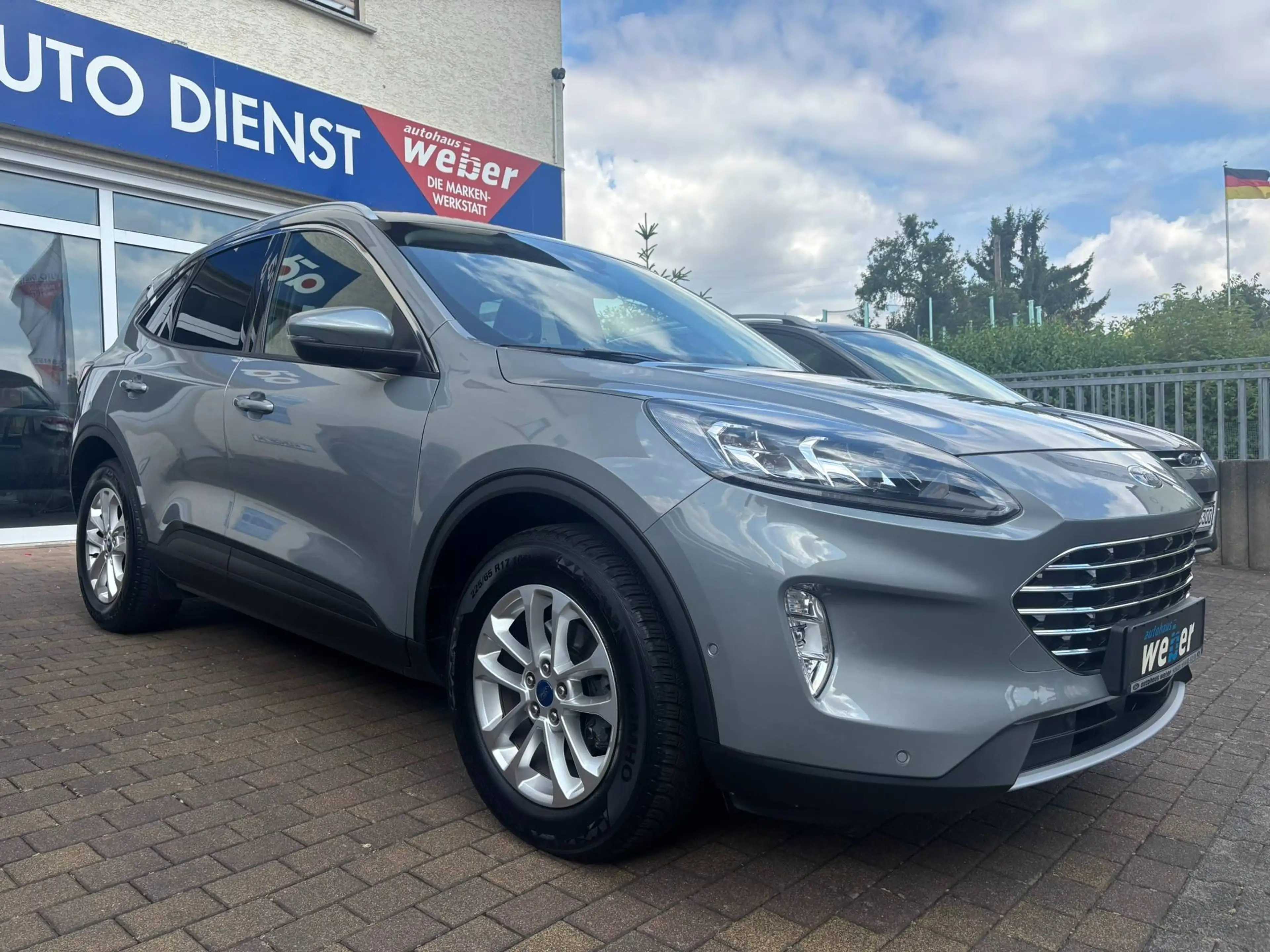 Ford Kuga Titanium X*4x4*AUT.*ANHÄNGERKUPPLUNG*B&O*ACC — photo 2