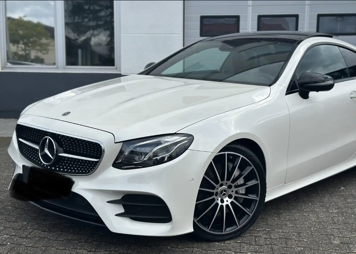 Mercedes-Benz E 300 Aut. - 1