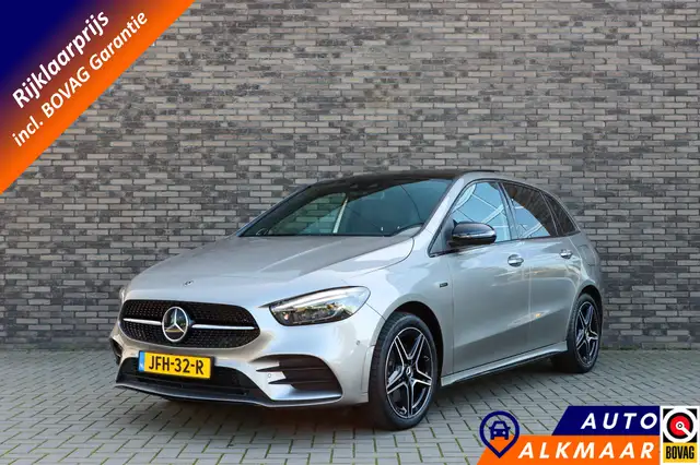 Mercedes-Benz B 250 e Premium AMG | PHEV | Panoramadak | Adaptieve cru