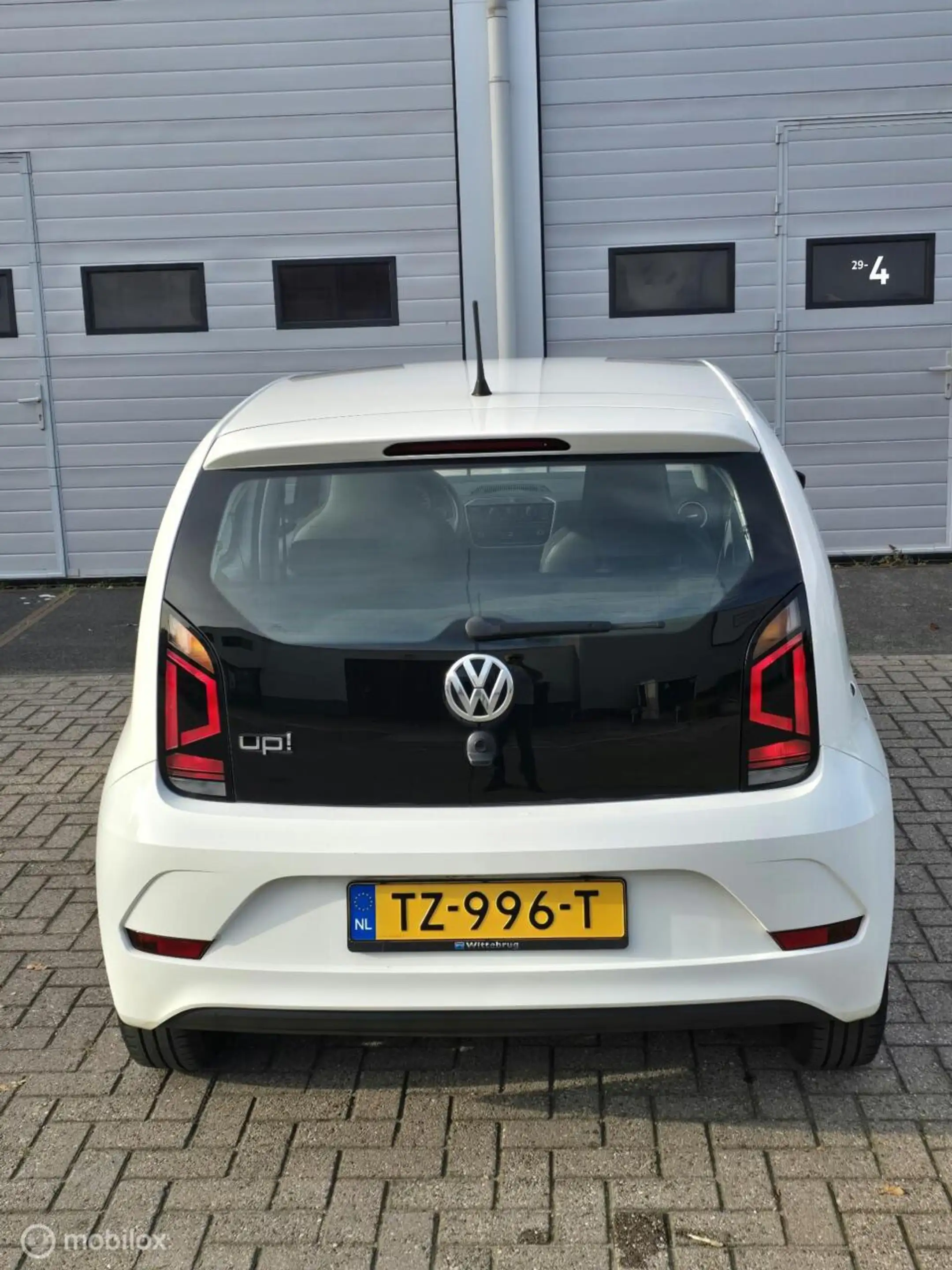Volkswagen up! 1.0 BMT take up! — photo 6