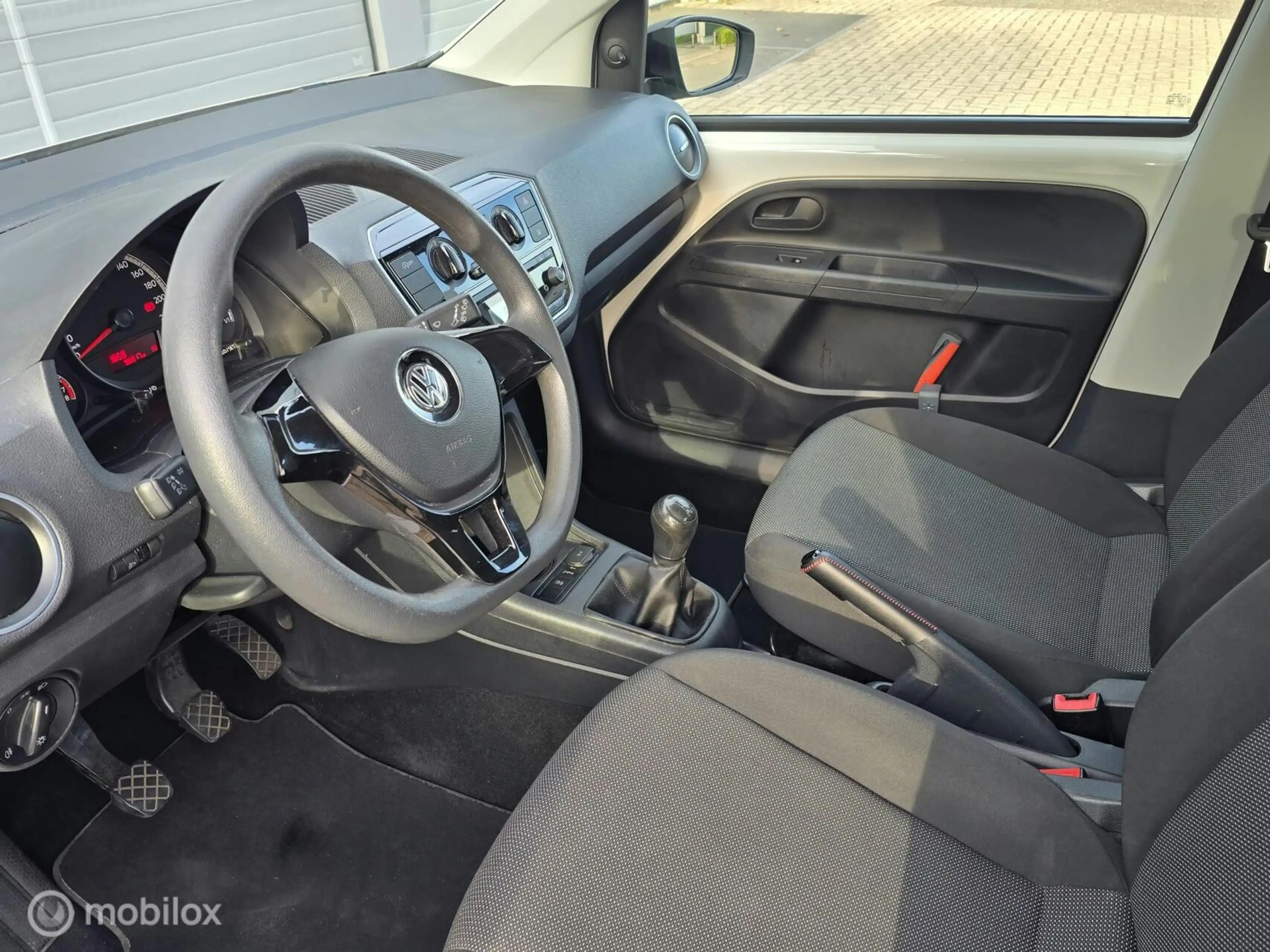 Volkswagen up! 1.0 BMT take up! — photo 13