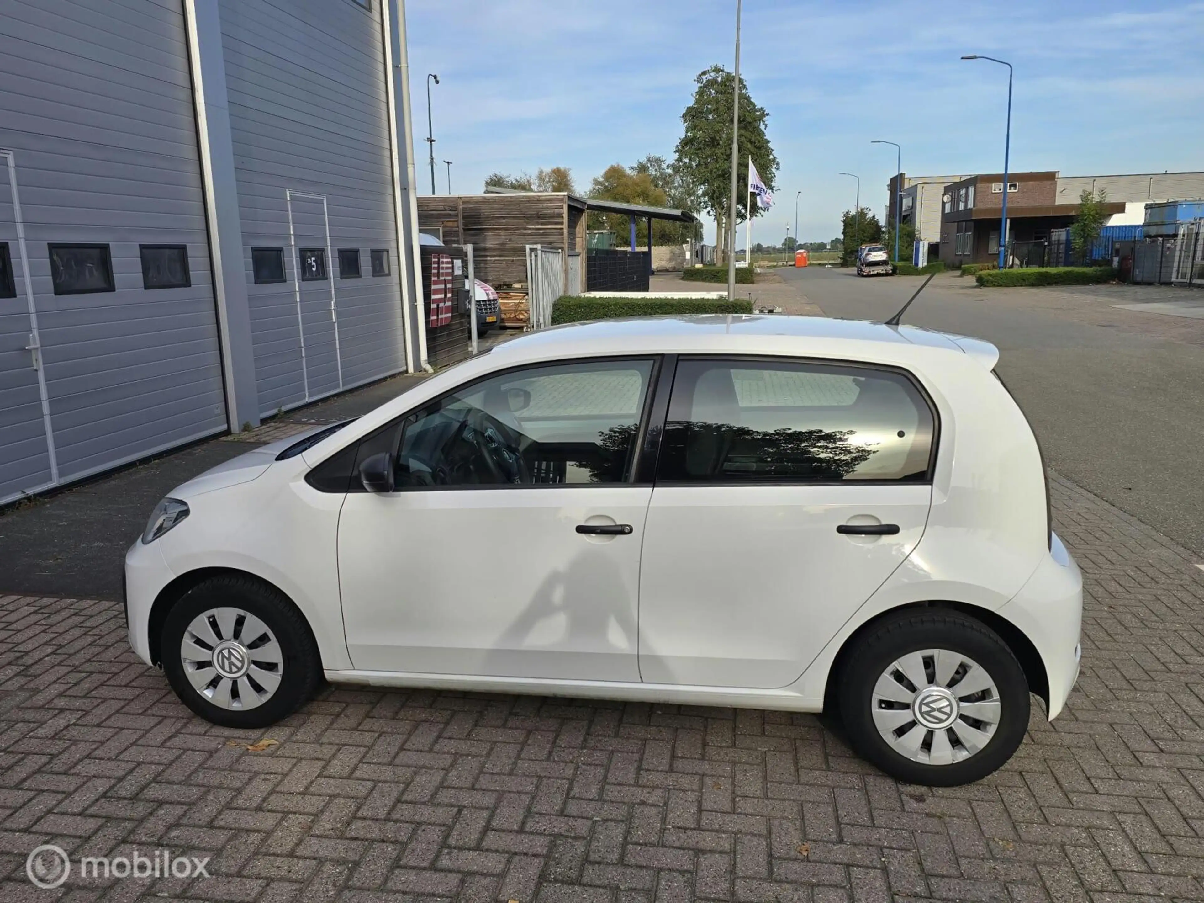 Volkswagen up! 1.0 BMT take up! — photo 8