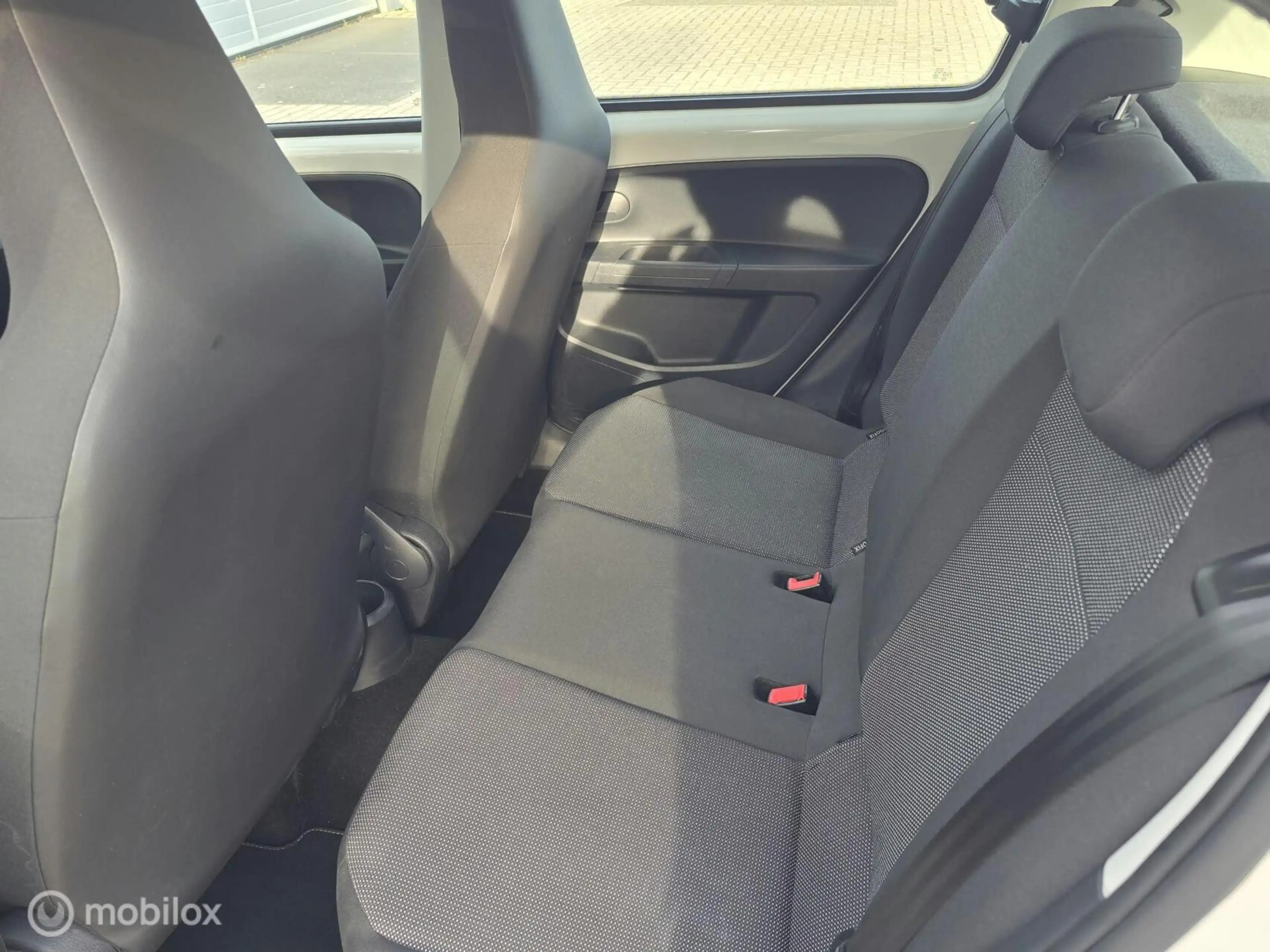 Volkswagen up! 1.0 BMT take up! — photo 14