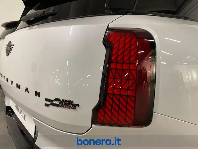 Mini Countryman view 11