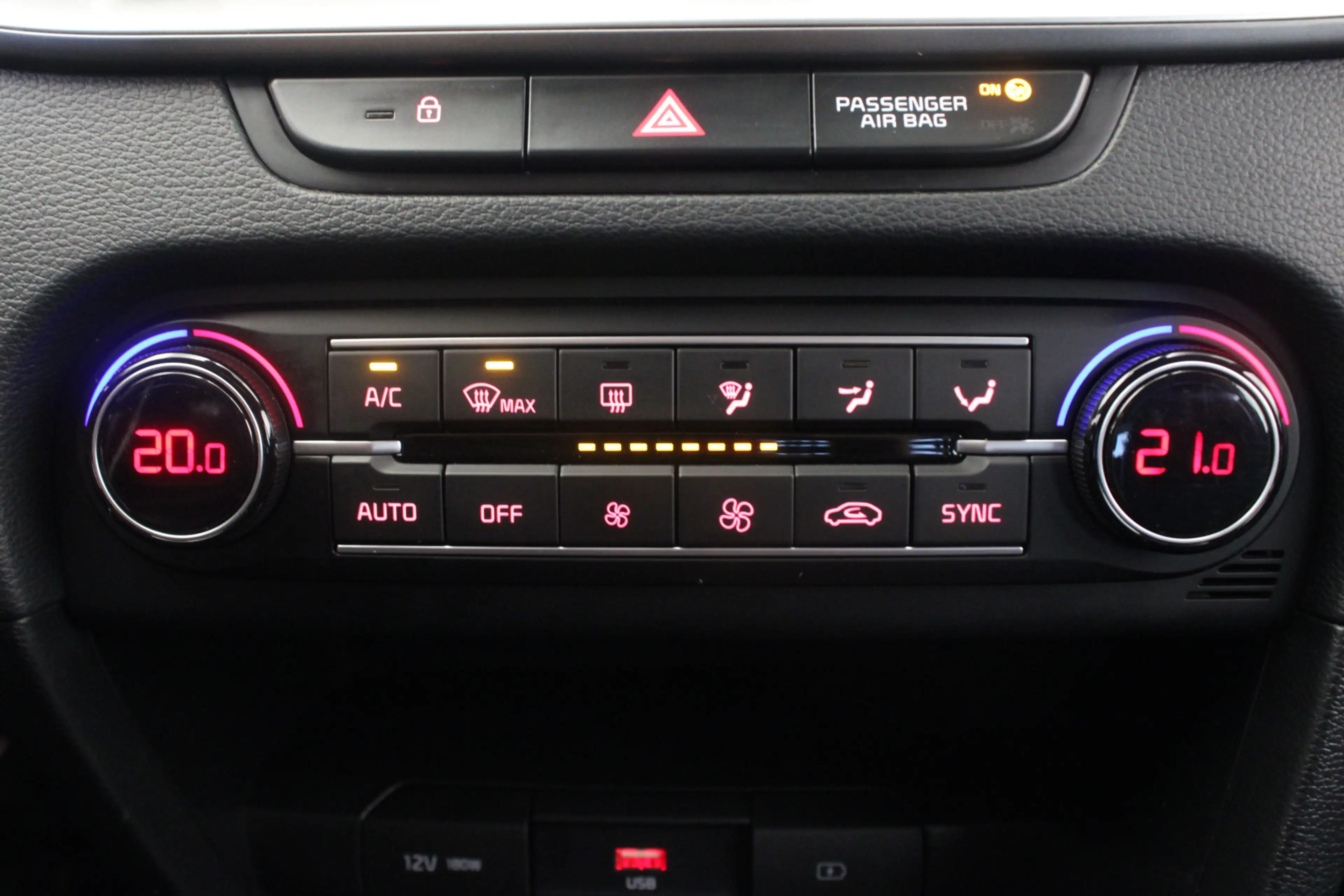 Kia Ceed SW / cee'd SW Sportswagon 1.0 T-GDi DynamicLine |Camera|Navi| — photo 11