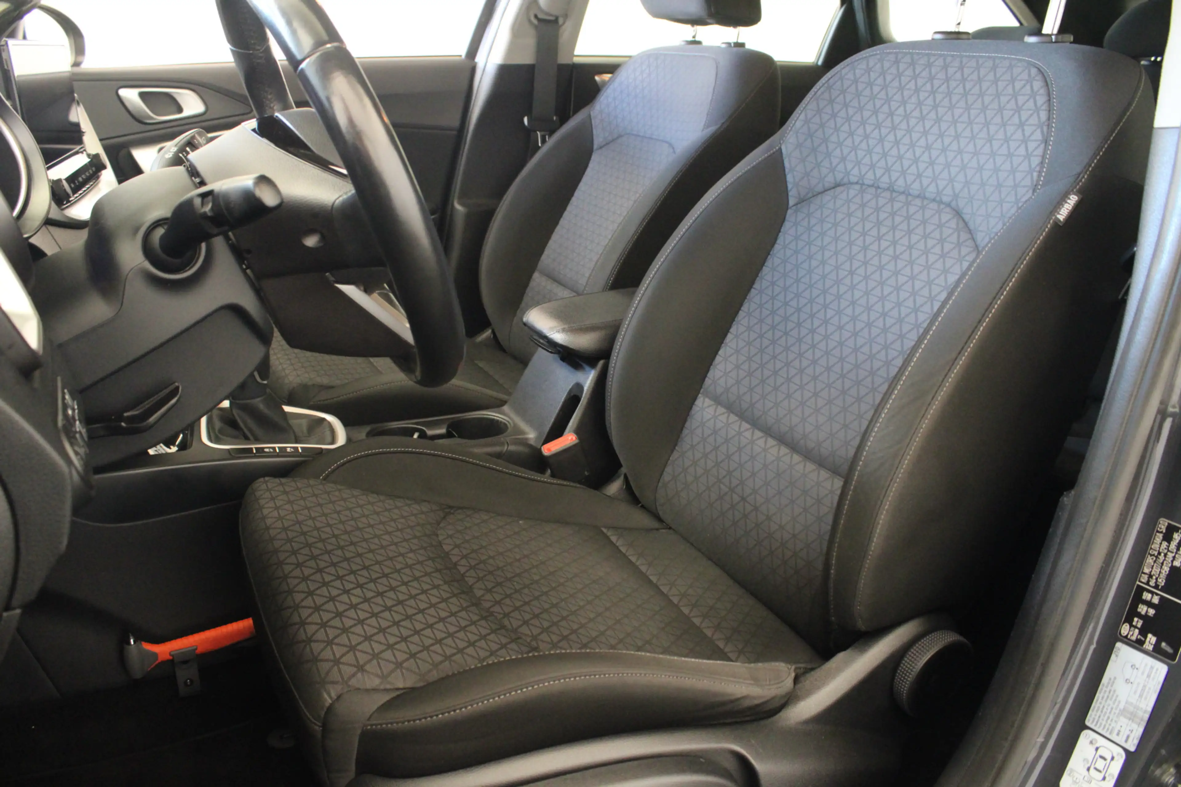 Kia Ceed SW / cee'd SW Sportswagon 1.0 T-GDi DynamicLine |Camera|Navi| — photo 10