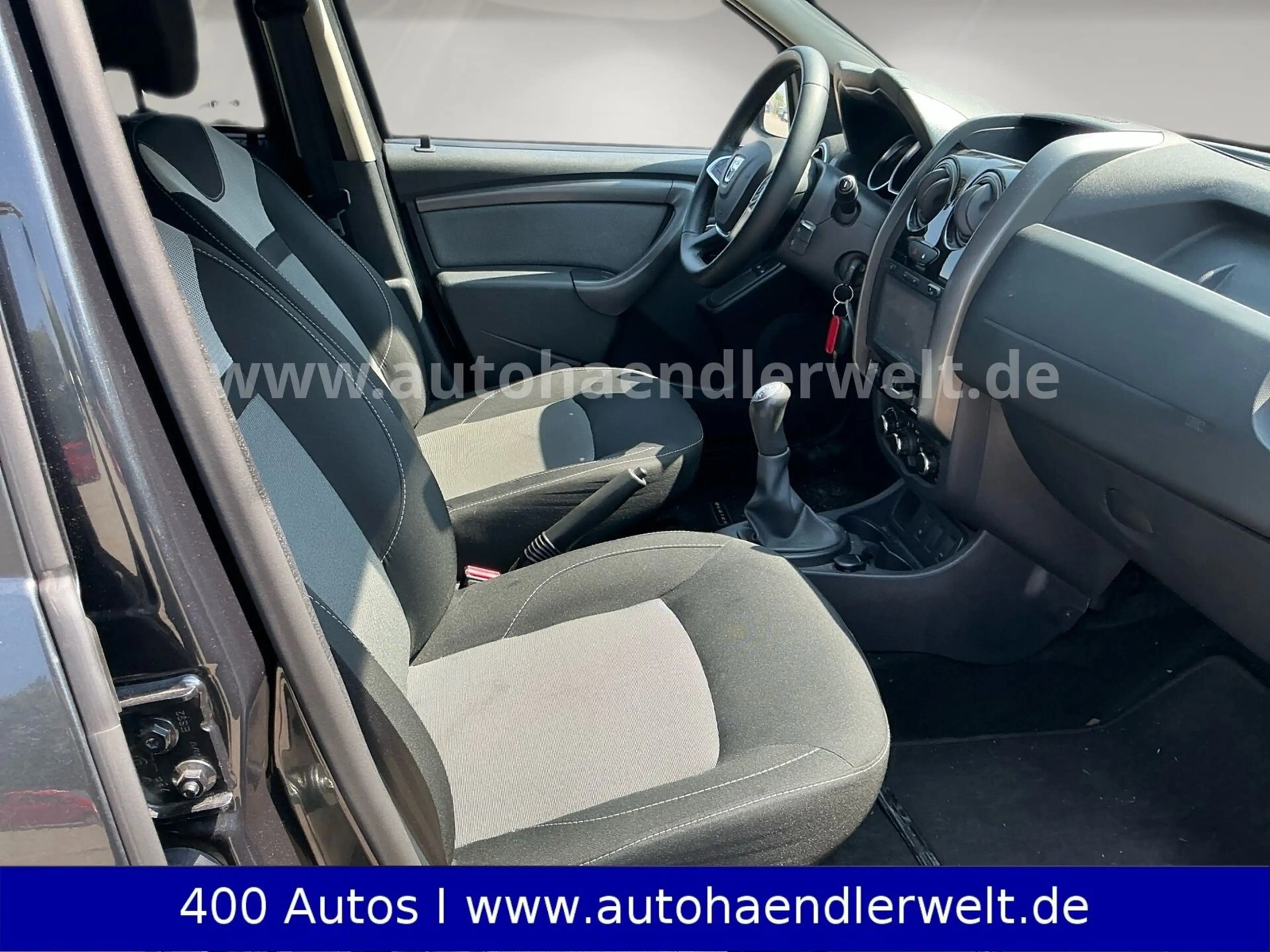 Dacia Duster 1.6 SCe Klima Navi Tempom. Alufelgen — photo 13