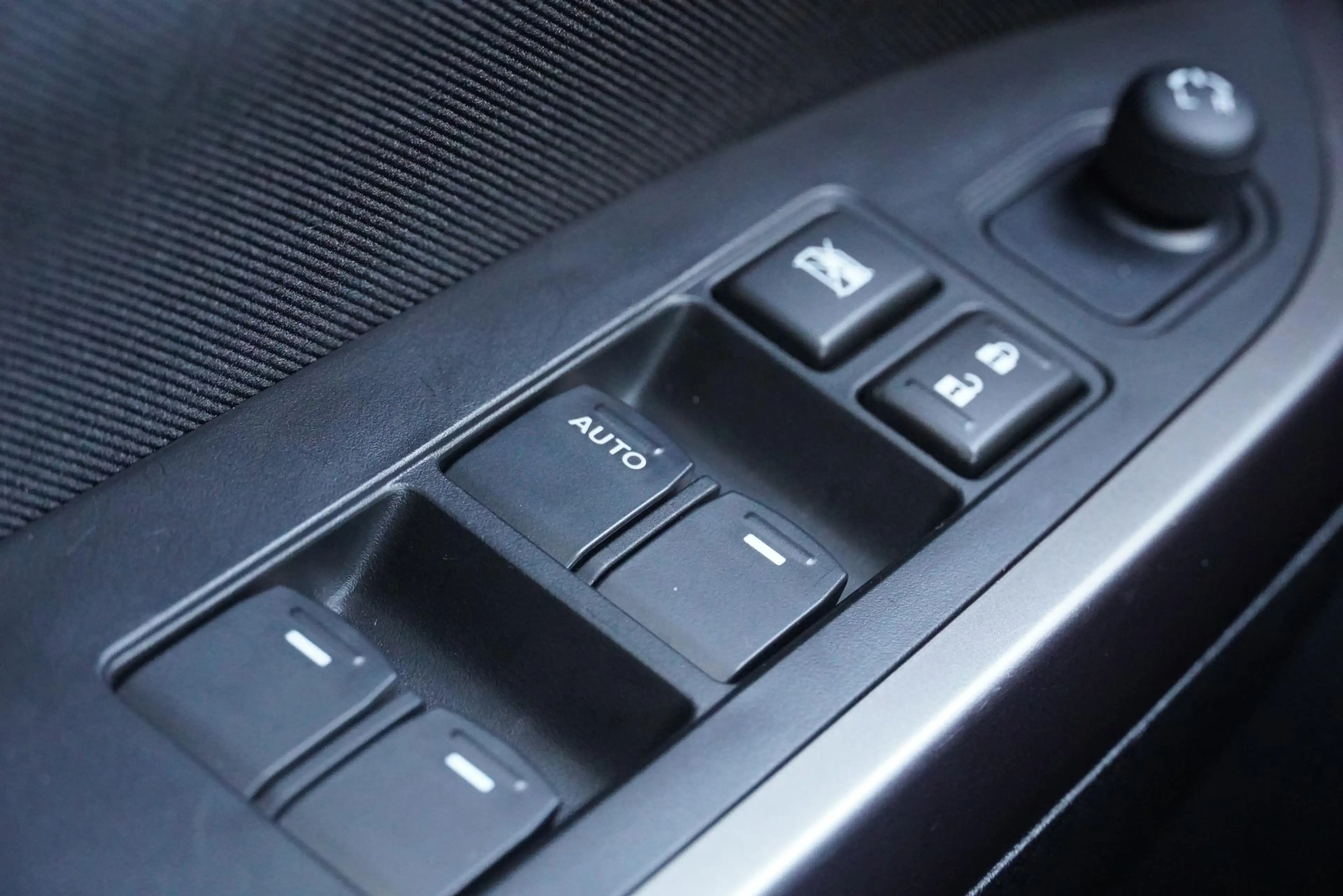 Suzuki Vitara 1.4 Boosterjet Select Smart Hybrid 1500-Trekgewich — photo 10