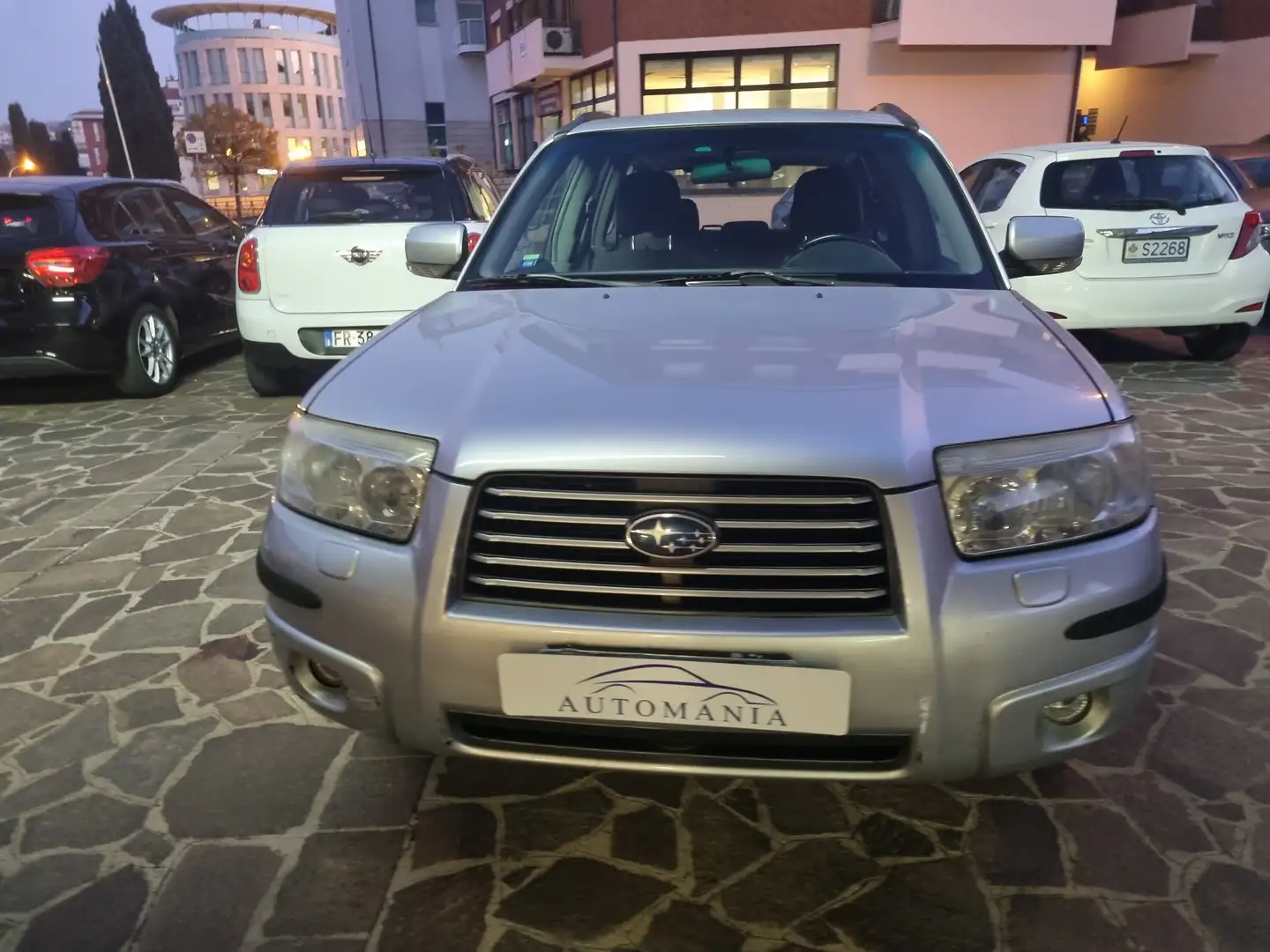 Subaru Forester Forester 2.0 X 81GP bi-fuel mt Scade. Bomb 12-2027 Argent - 2