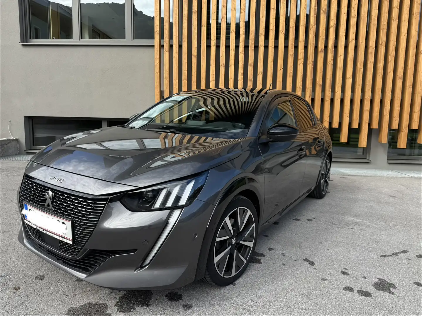 Peugeot 208 GT-Line PureTech 130 S&S EAT8 Aut. - 1