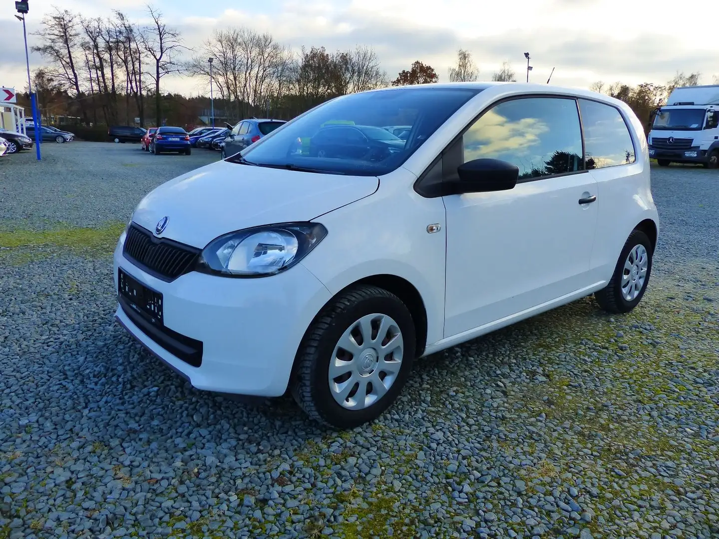 Skoda Citigo Active*Scheckheft*NAVI*Bluetooth*Klima Weiß - 1