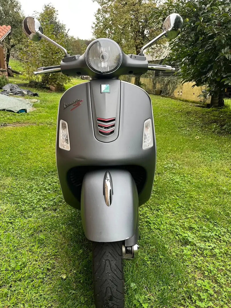 Vespa GTS Super Sport Super Sport 300 Grijs - 2