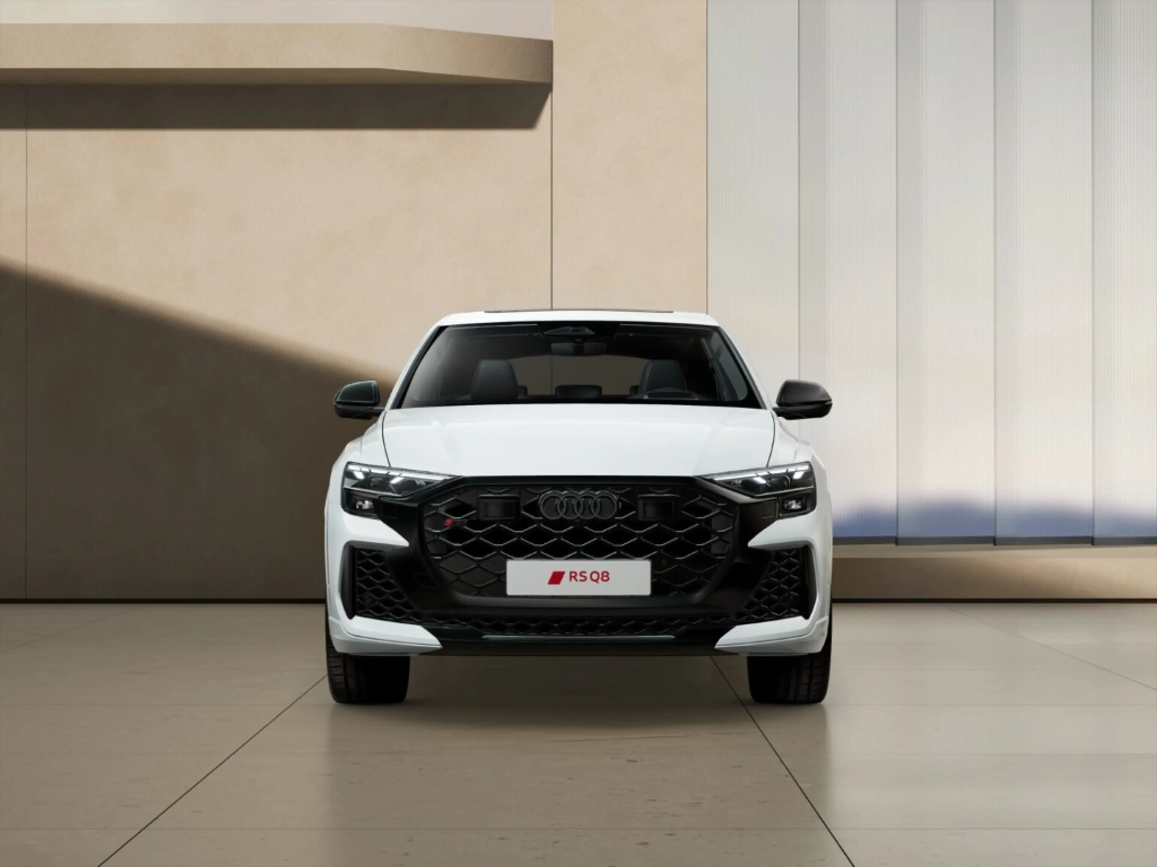 Audi RS Q8 SUV performance — photo 2