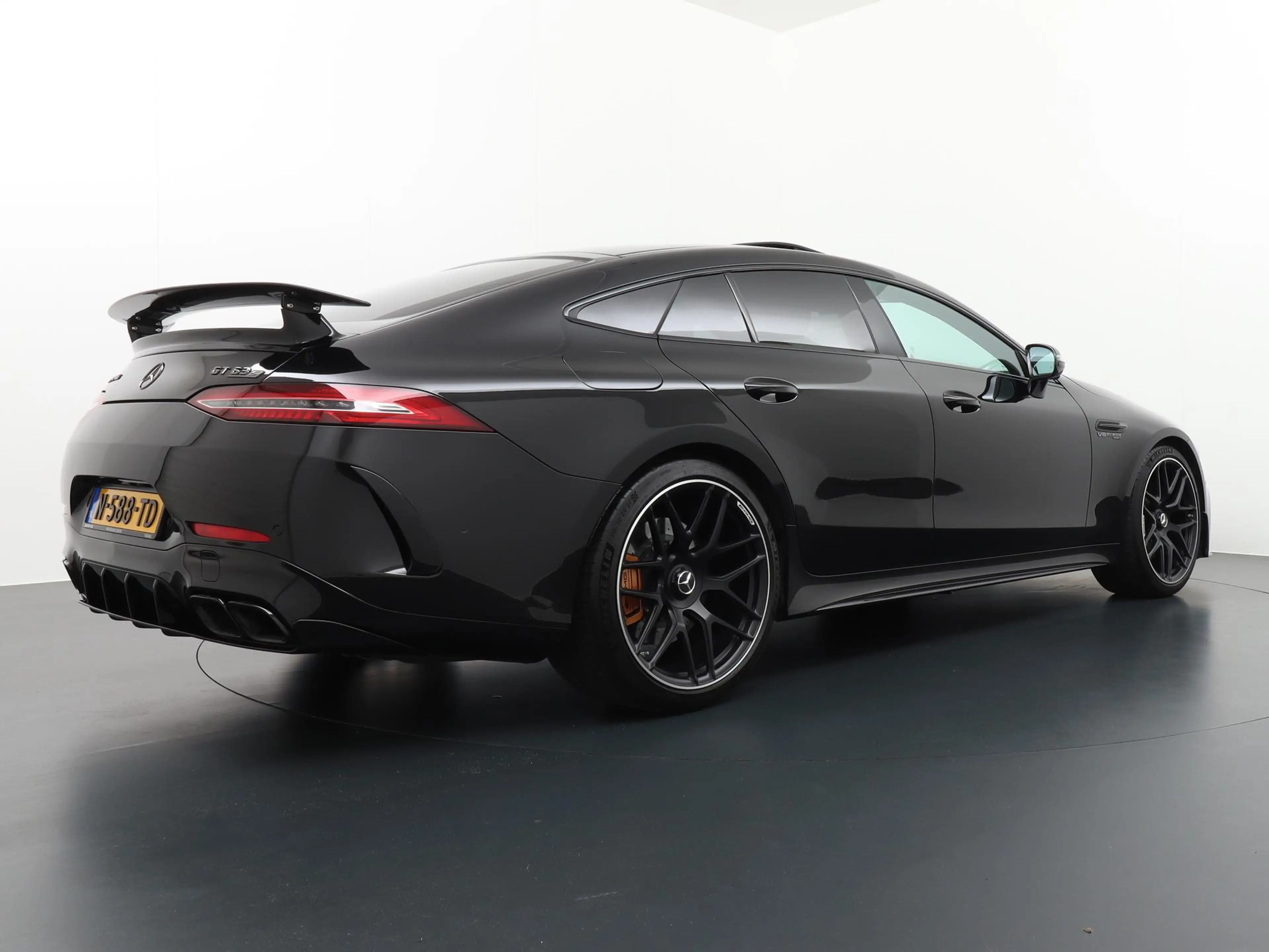Mercedes-Benz AMG GT 4-Door Coupe AMG 63 S 4MATIC+ Premium Plus dealer — photo 5