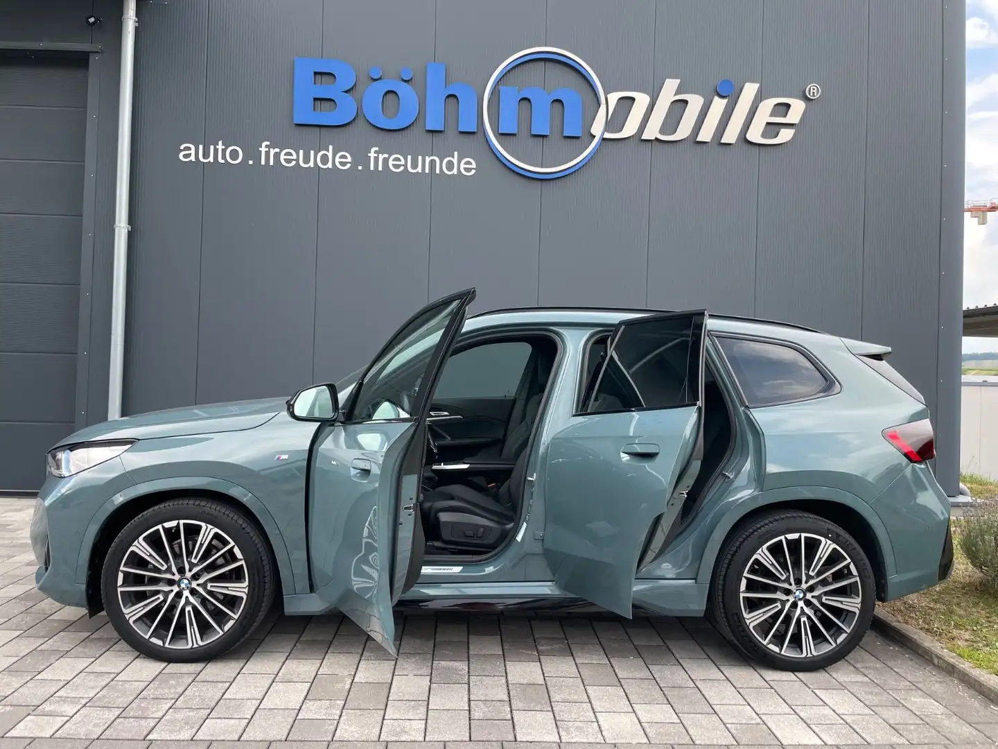 BMW X1 xDrive23d/M-Sport/AHK/ACC/Memory/20-Zoll/1.Hd Gris - 2