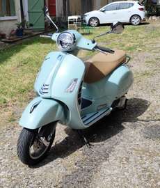 Vespa 300 GTS HPE