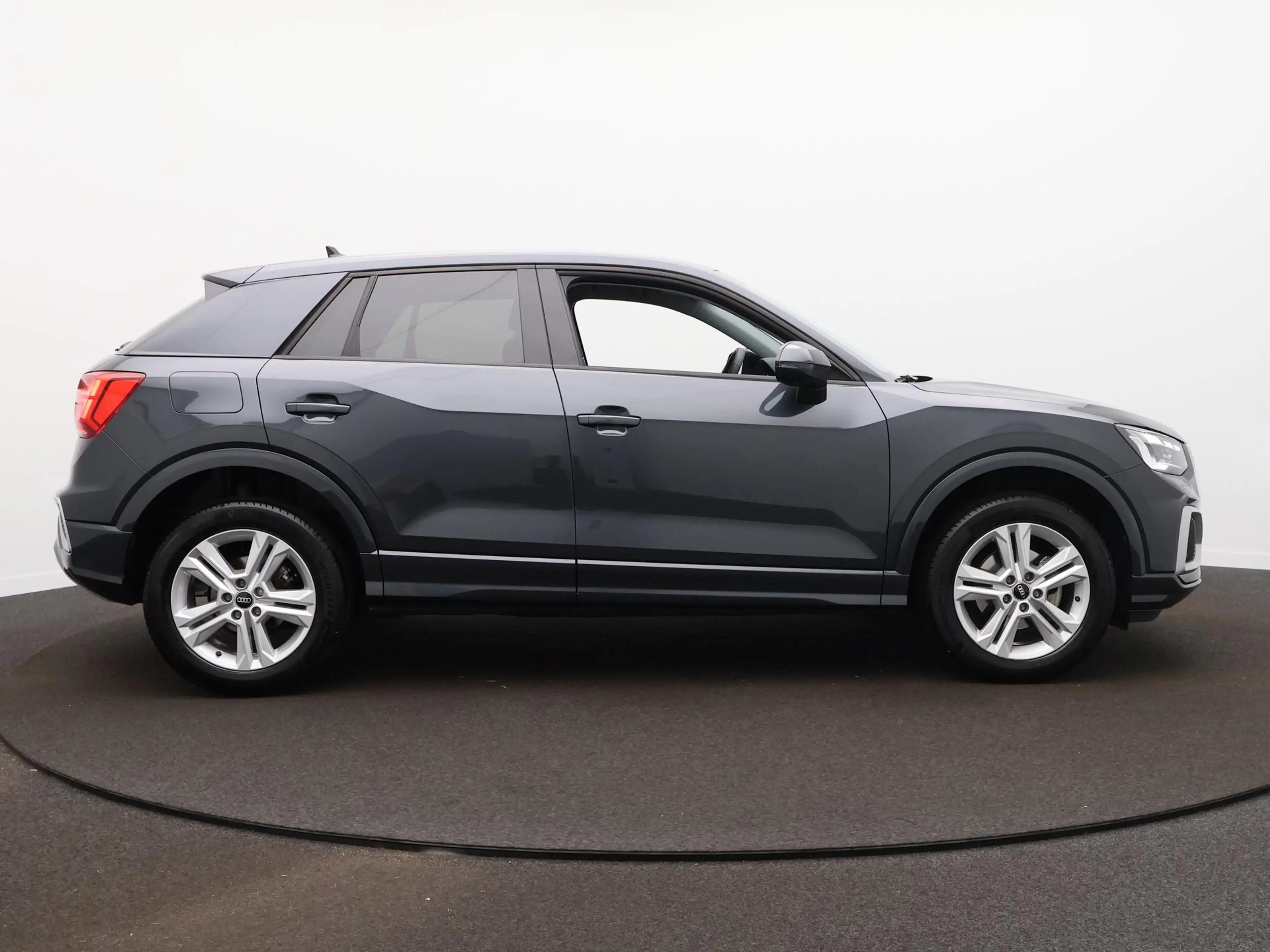 Audi Q2 35 TFSI Advanced edition | Camera | ACC | Virtual — photo 5
