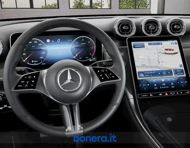 Mercedes-Benz 220 view 5