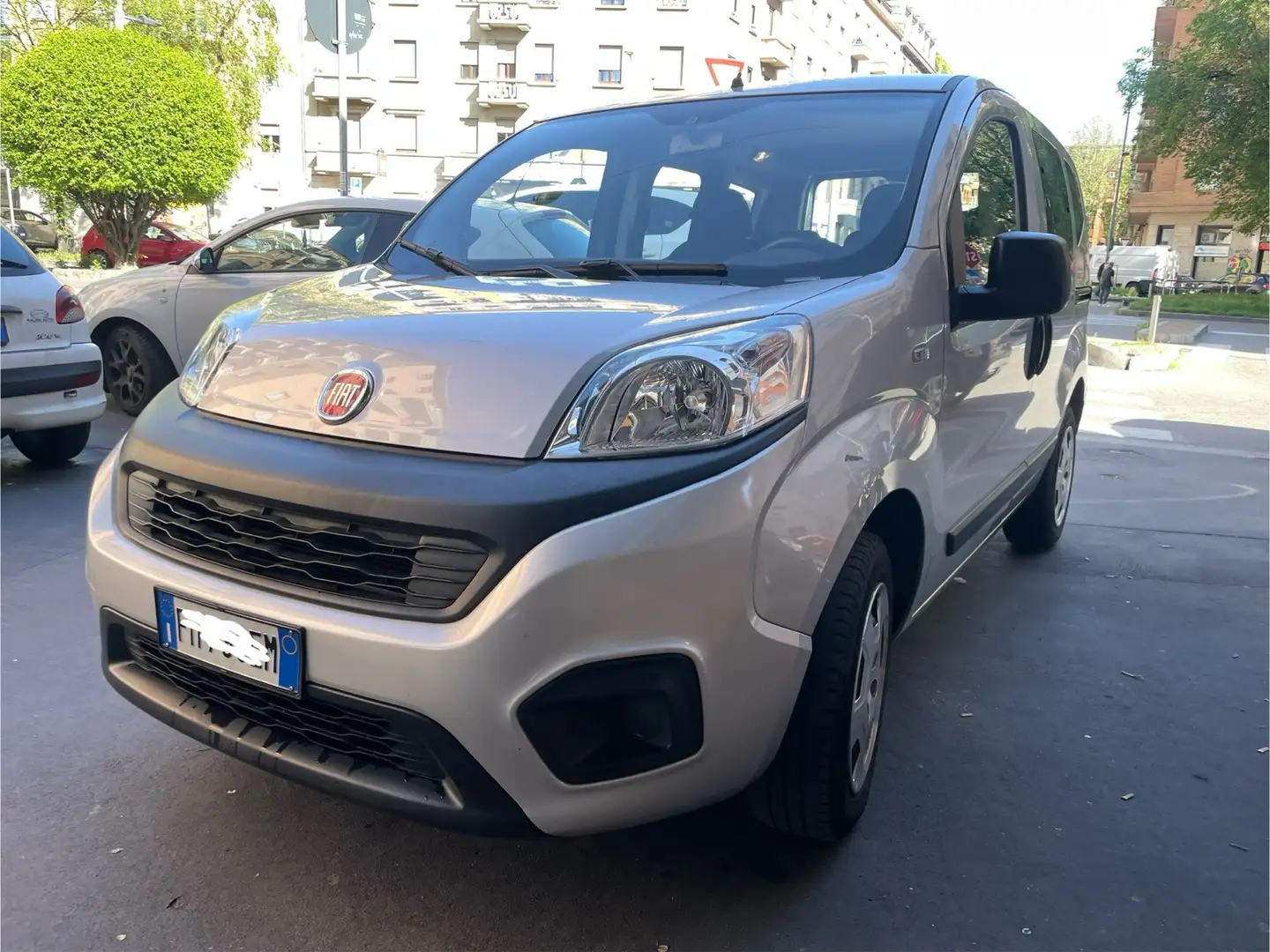 Fiat Qubo 1.4 8v Active 77cv Argent - 1