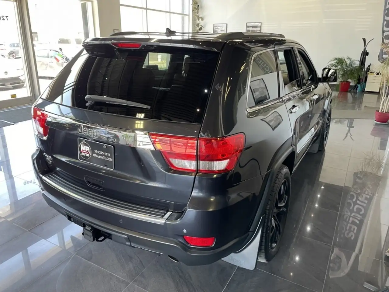 Jeep Grand Cherokee photo Jeep Grand Cherokee