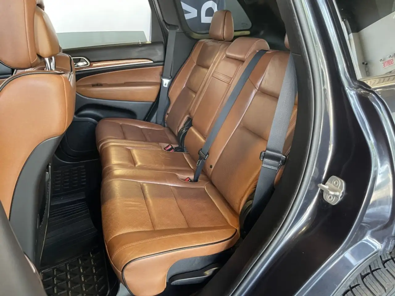 Jeep Grand Cherokee photo Jeep Grand Cherokee