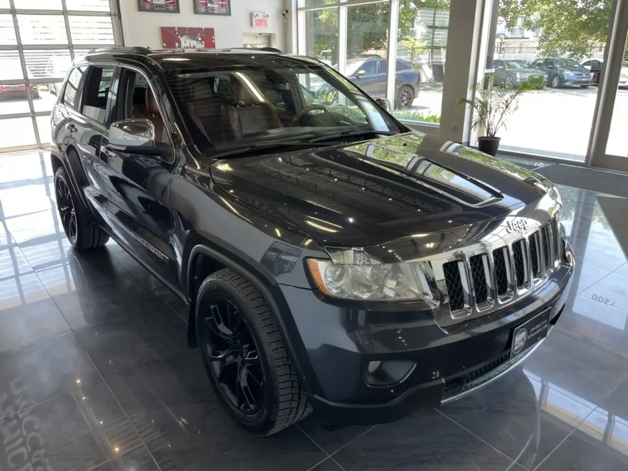 Jeep Grand Cherokee photo Jeep Grand Cherokee