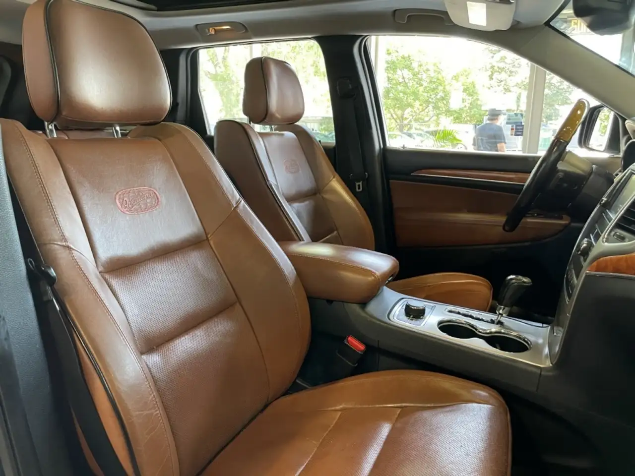 Jeep Grand Cherokee photo Jeep Grand Cherokee
