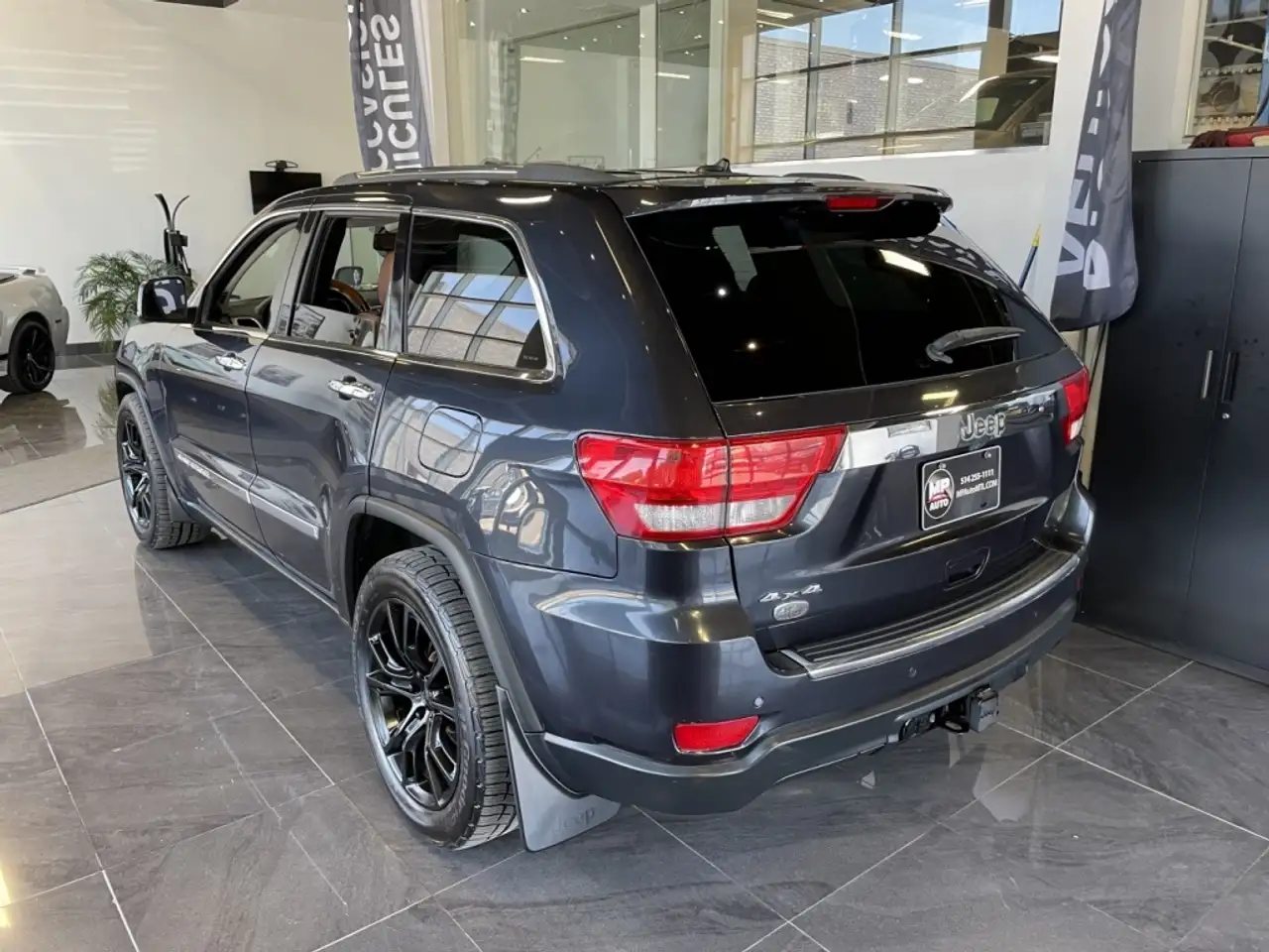 Jeep Grand Cherokee photo Jeep Grand Cherokee