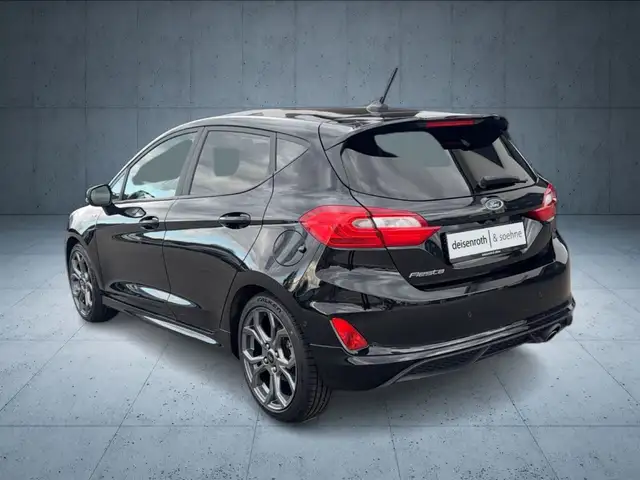 Ford Fiesta view 3