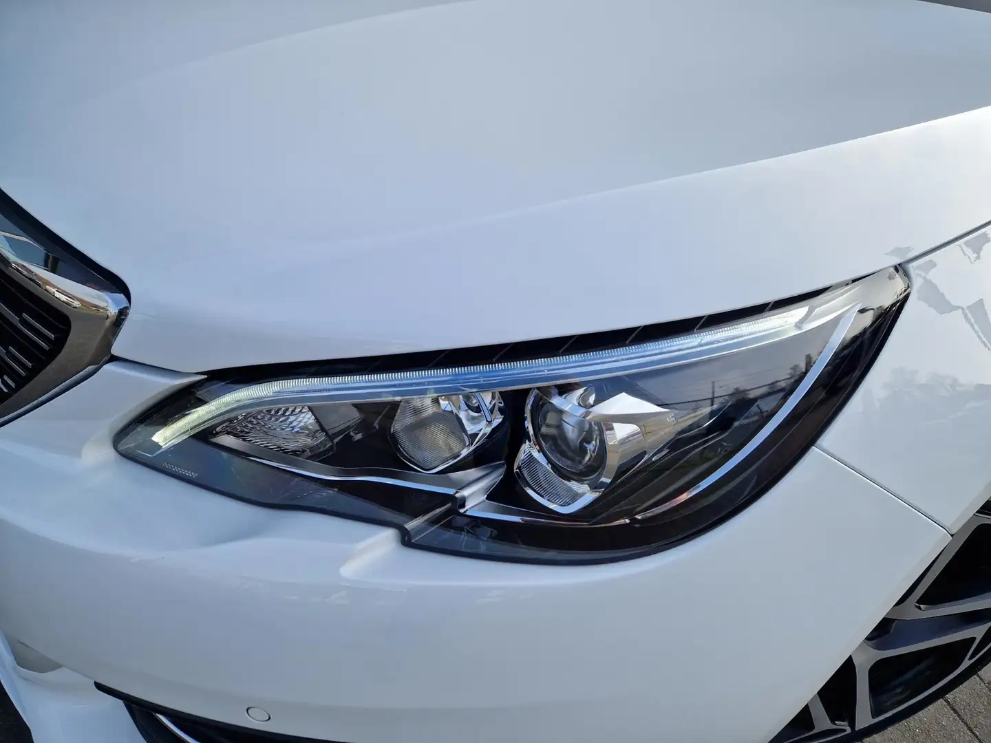 Peugeot 308 1.2 Allure 130pk aut. Panodak Weiß - 2