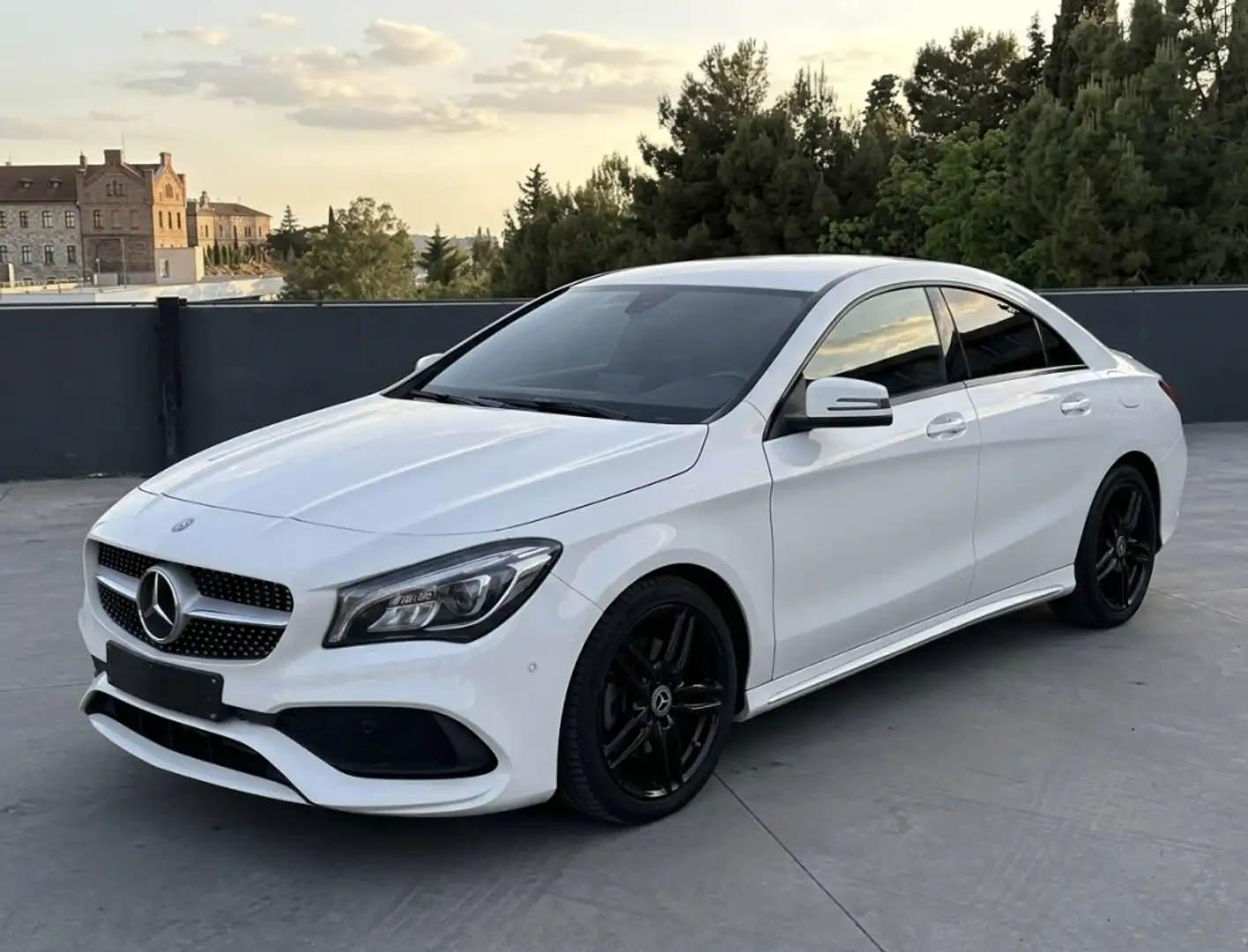 Mercedes-Benz CLA 200 200d 7G-DCT Blanco - 2