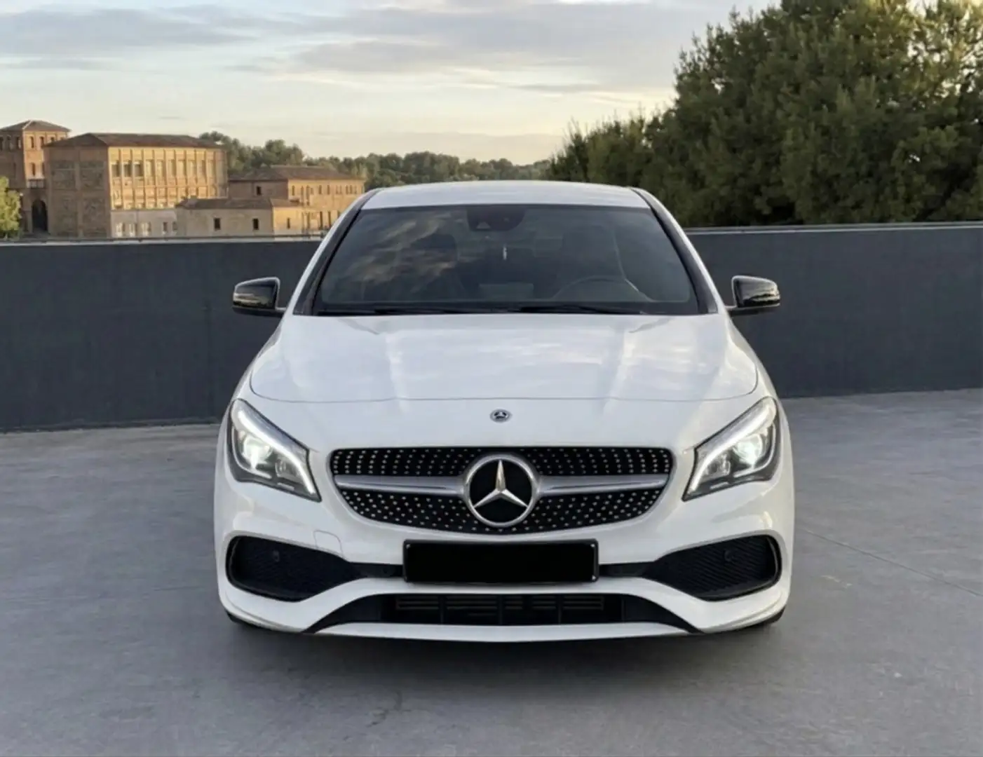 Mercedes-Benz CLA 200 200d 7G-DCT Blanco - 1