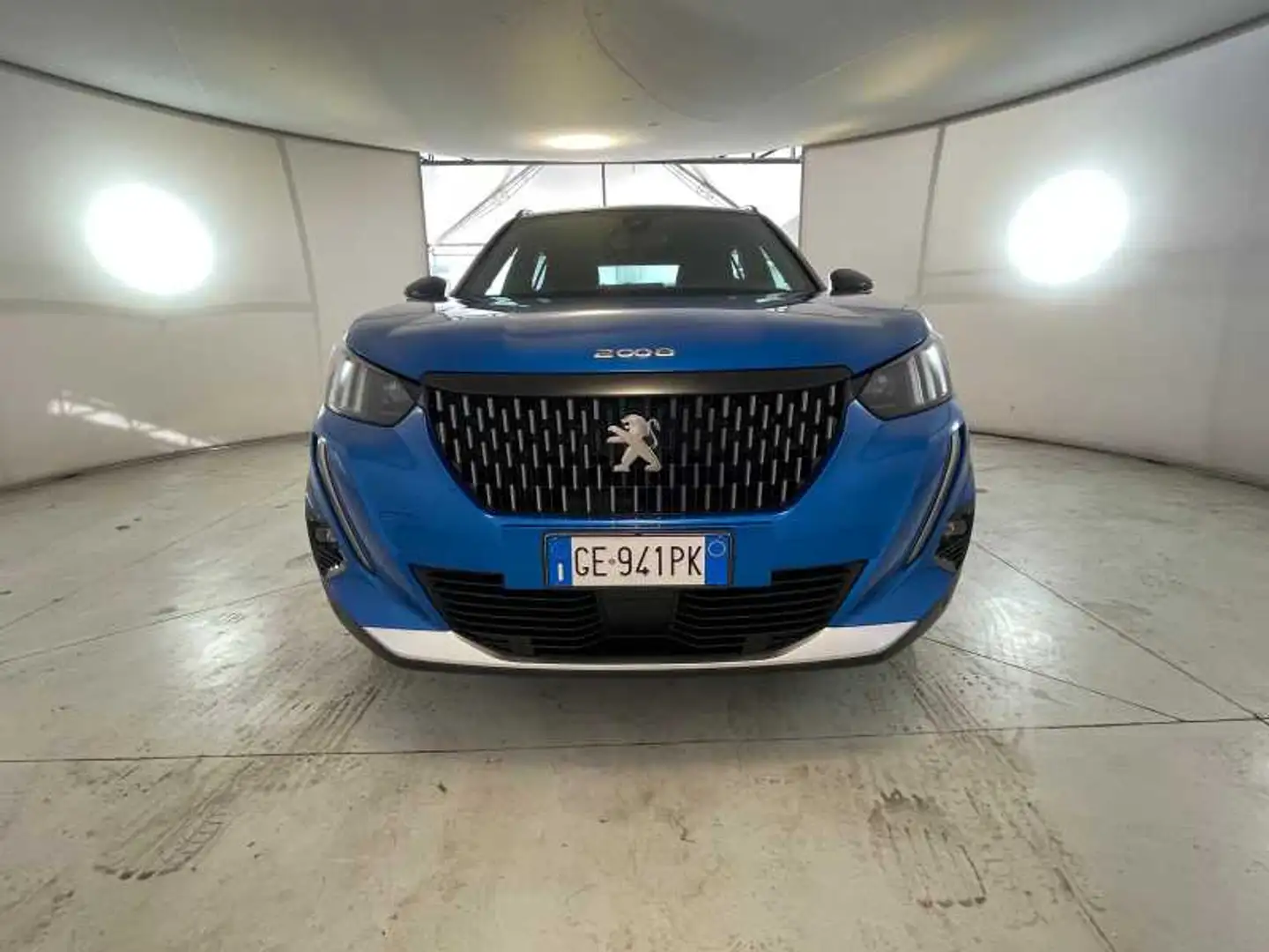 Peugeot 2008 1.2 PureTech GT Blau - 2