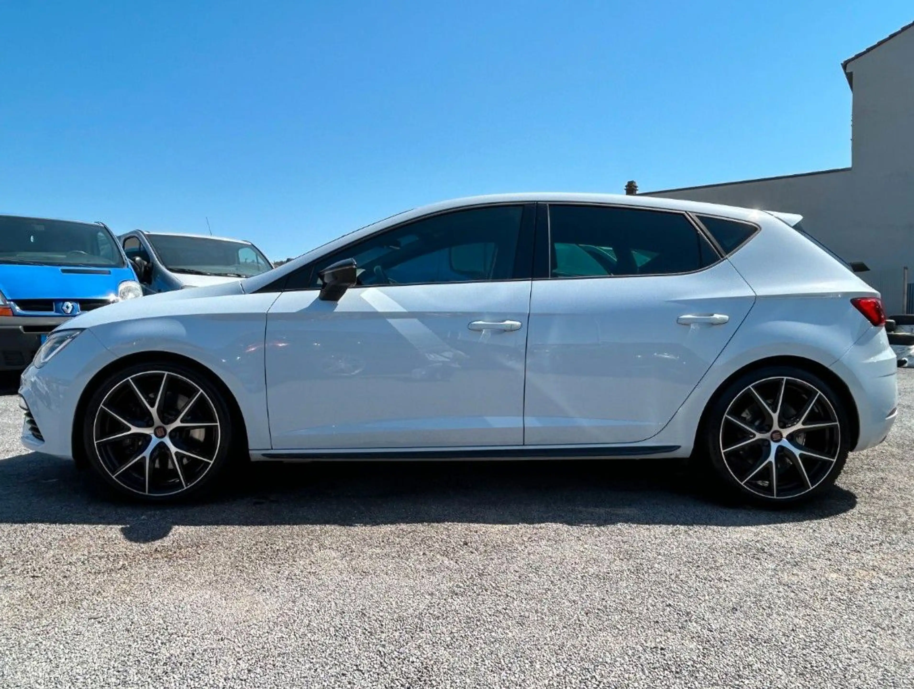 SEAT Leon CUPRA SILVER  ACC + KAMERA — photo 4