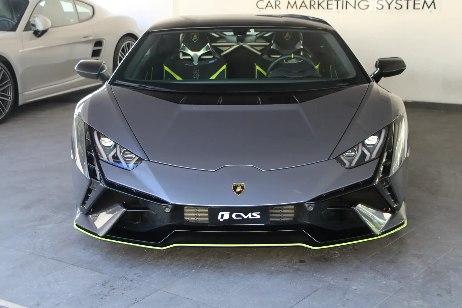 Lamborghini Sonstige V10 640ch TECNICA Grau - 2