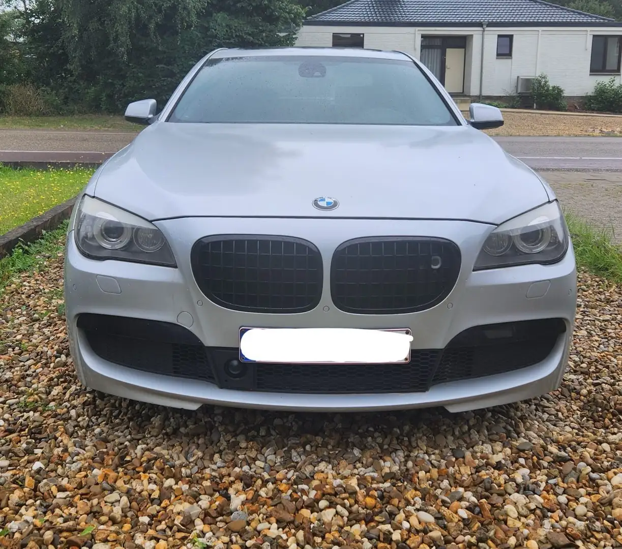 BMW 740 740d - 1