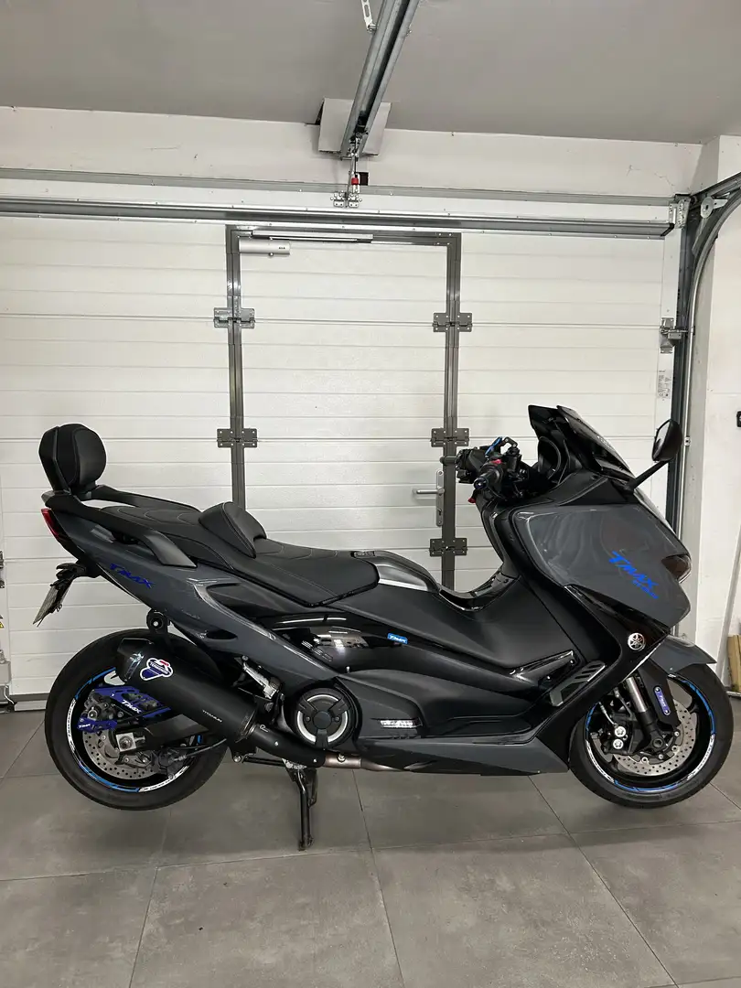 Yamaha TMAX 560 - 1