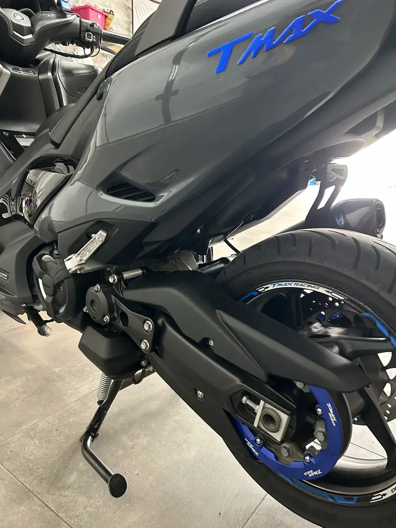 Yamaha TMAX 560 - 2