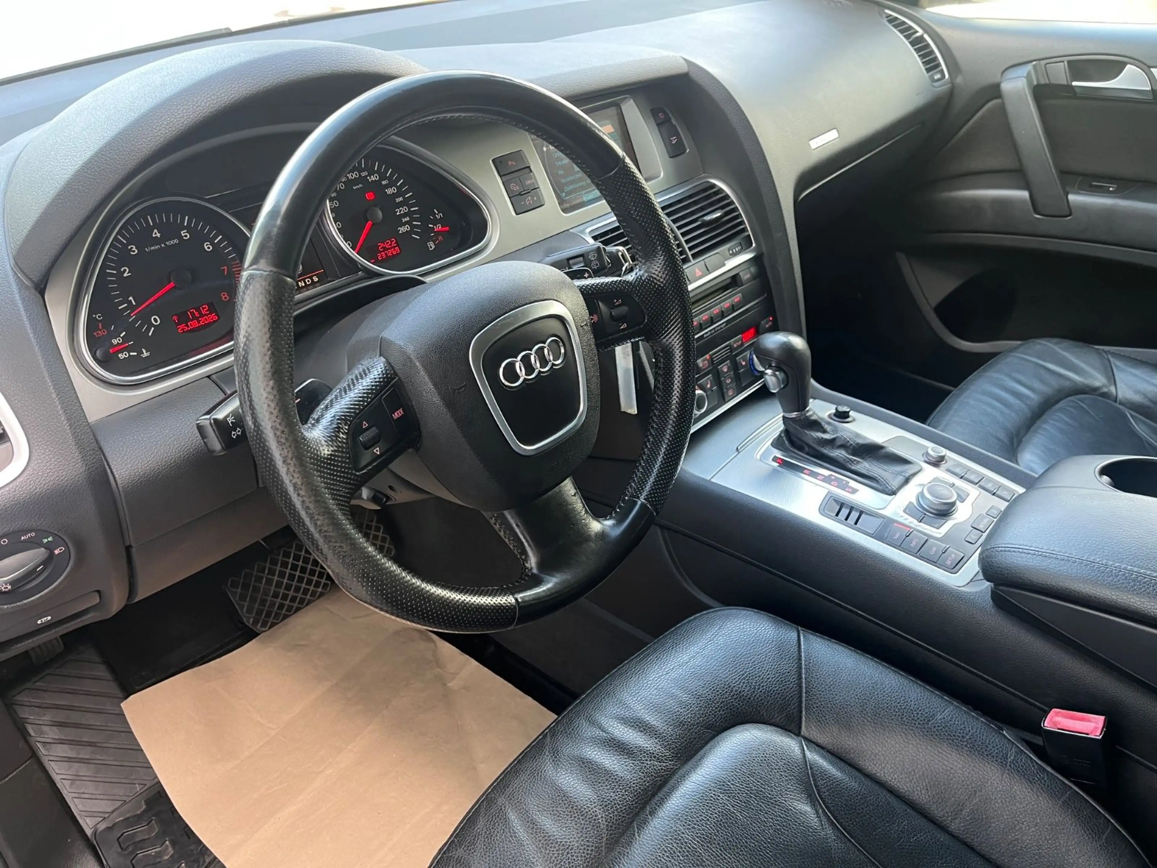 Audi Q7 3.6 FSI quattro Xenon Navi Leder AHK — photo 10