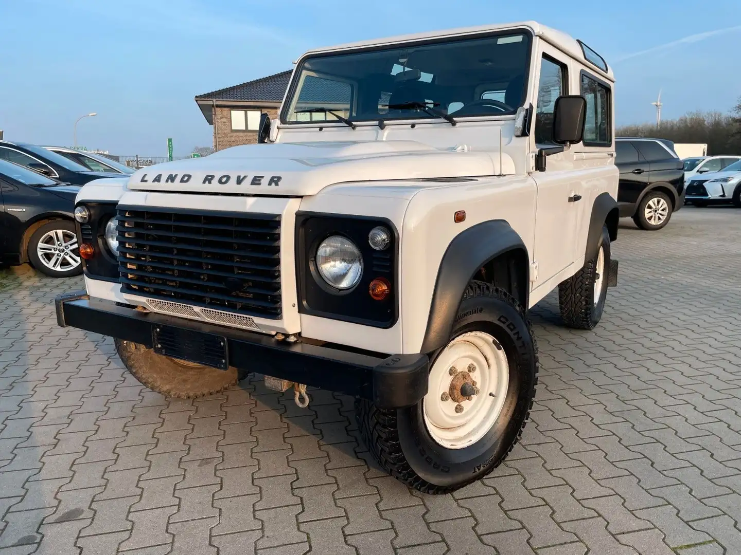 Land Rover Defender 90 2,2 Ltr. Td4 * Nachlackierungsfrei Weiß - 1