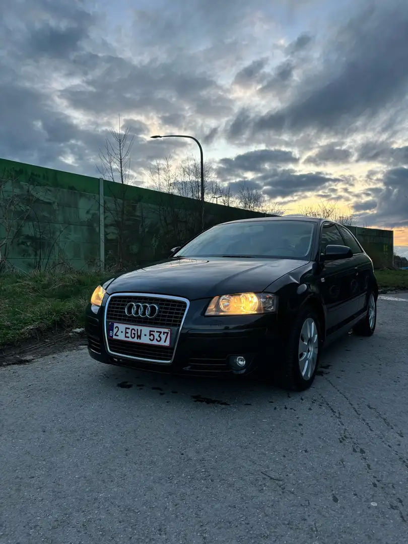 Audi A3 1.9 TDi Ambition Noir - 1