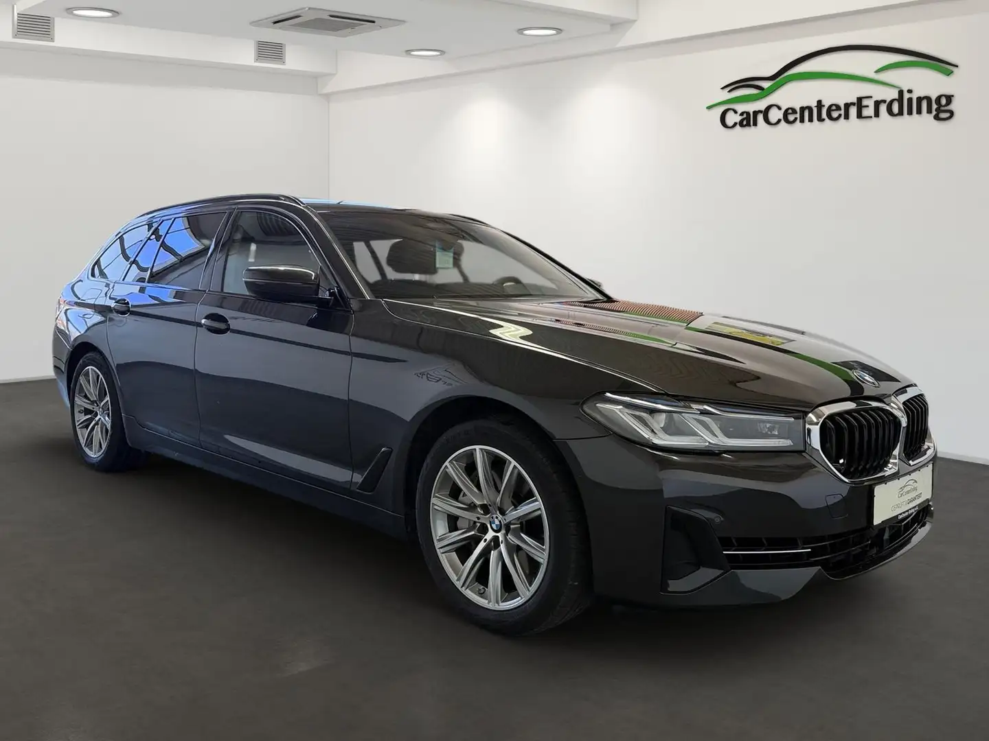 BMW 540 iTxDrive*Laser*ACC*Navi*AHK*Leder*Kamera*HUD* Grau - 2