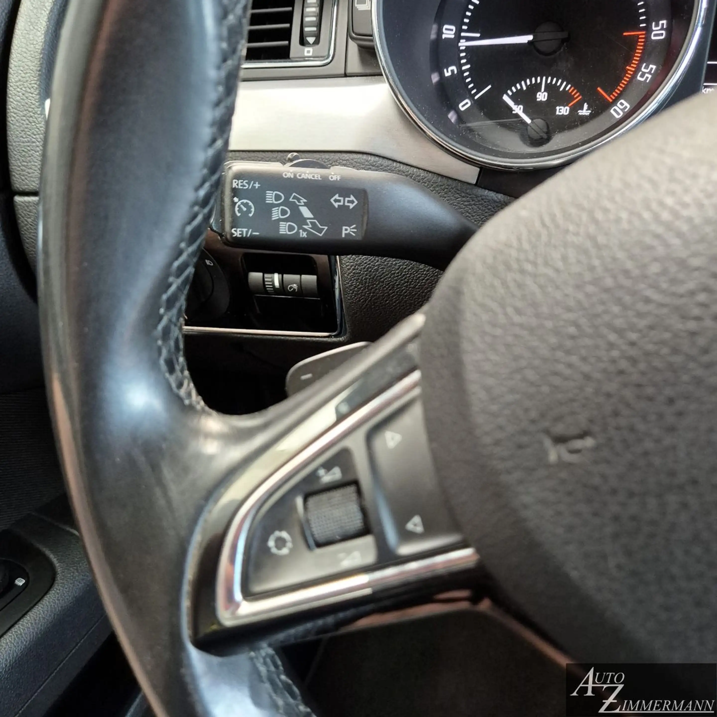 Skoda Superb Exclusive 2,0TDI DSG Navi*AHK*Bixenon*DAB — photo 14