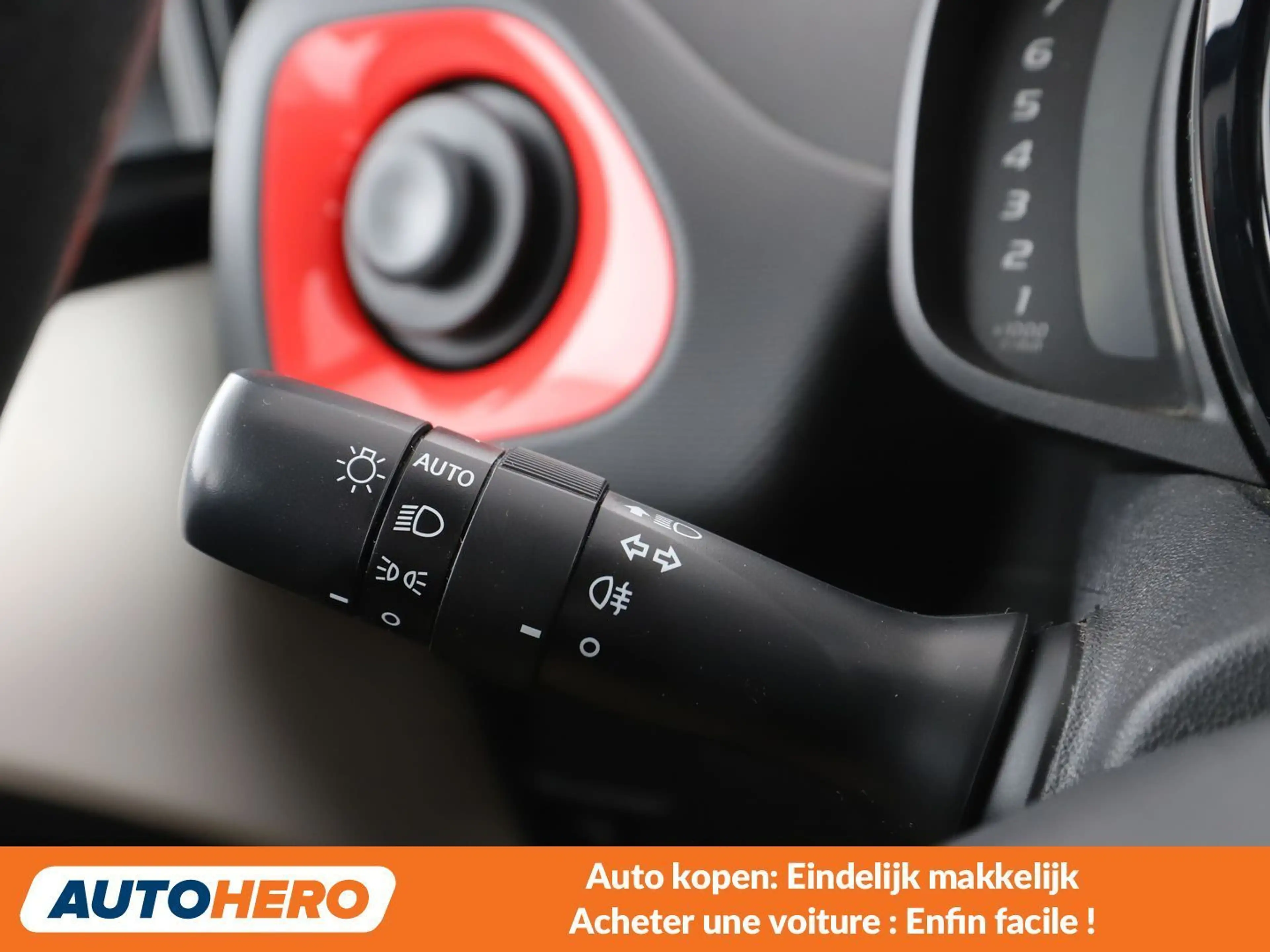 Citroen C1 1.0 VTi Feel Edition — photo 15