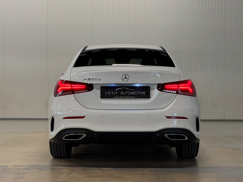 Mercedes-Benz A 250 e AMG Line | NIGHT | 360 CAMERA | BURMESTER | ACC — photo 12