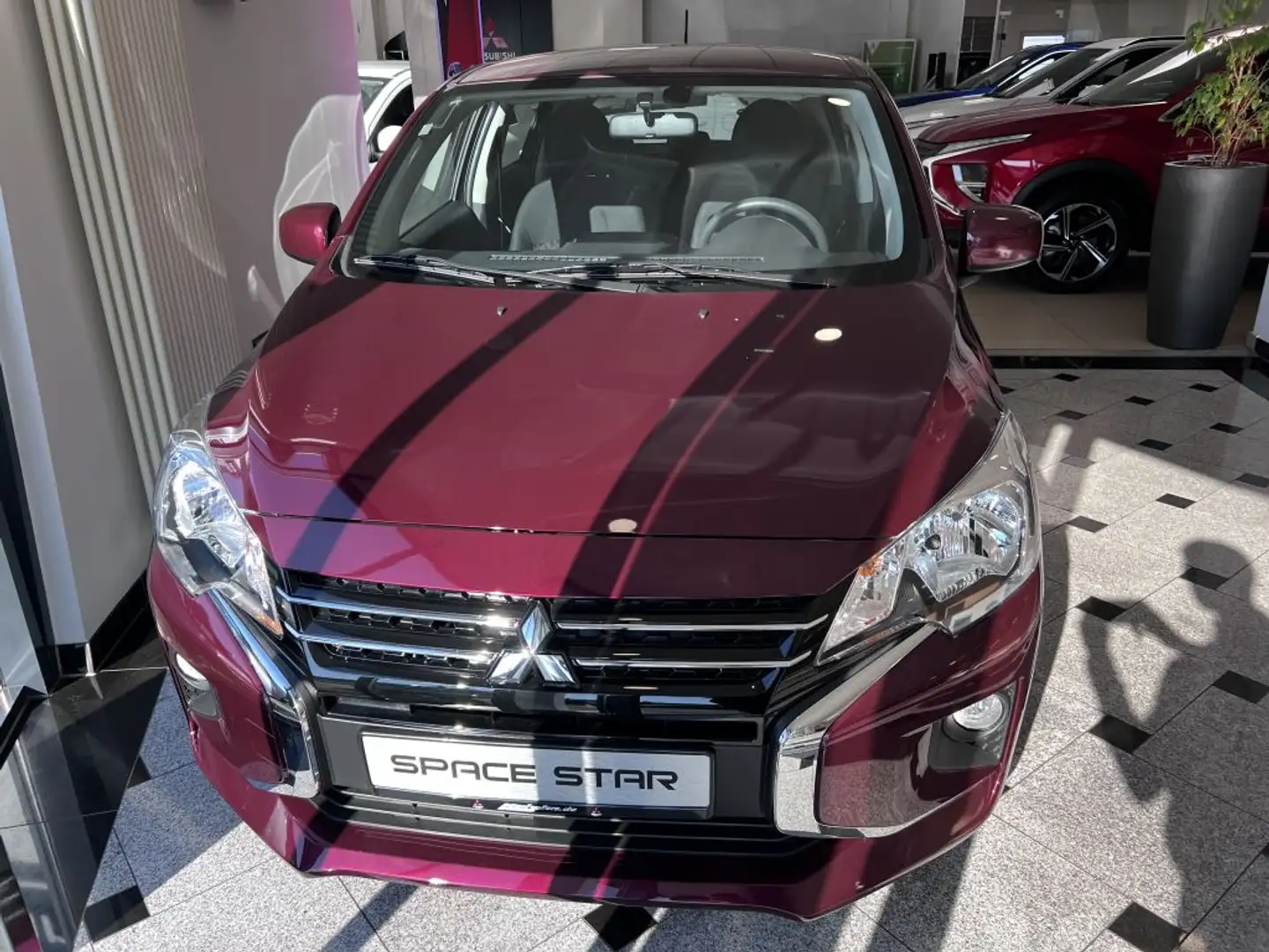 Mitsubishi Space Star 1.2 Select (A00) Rouge - 2