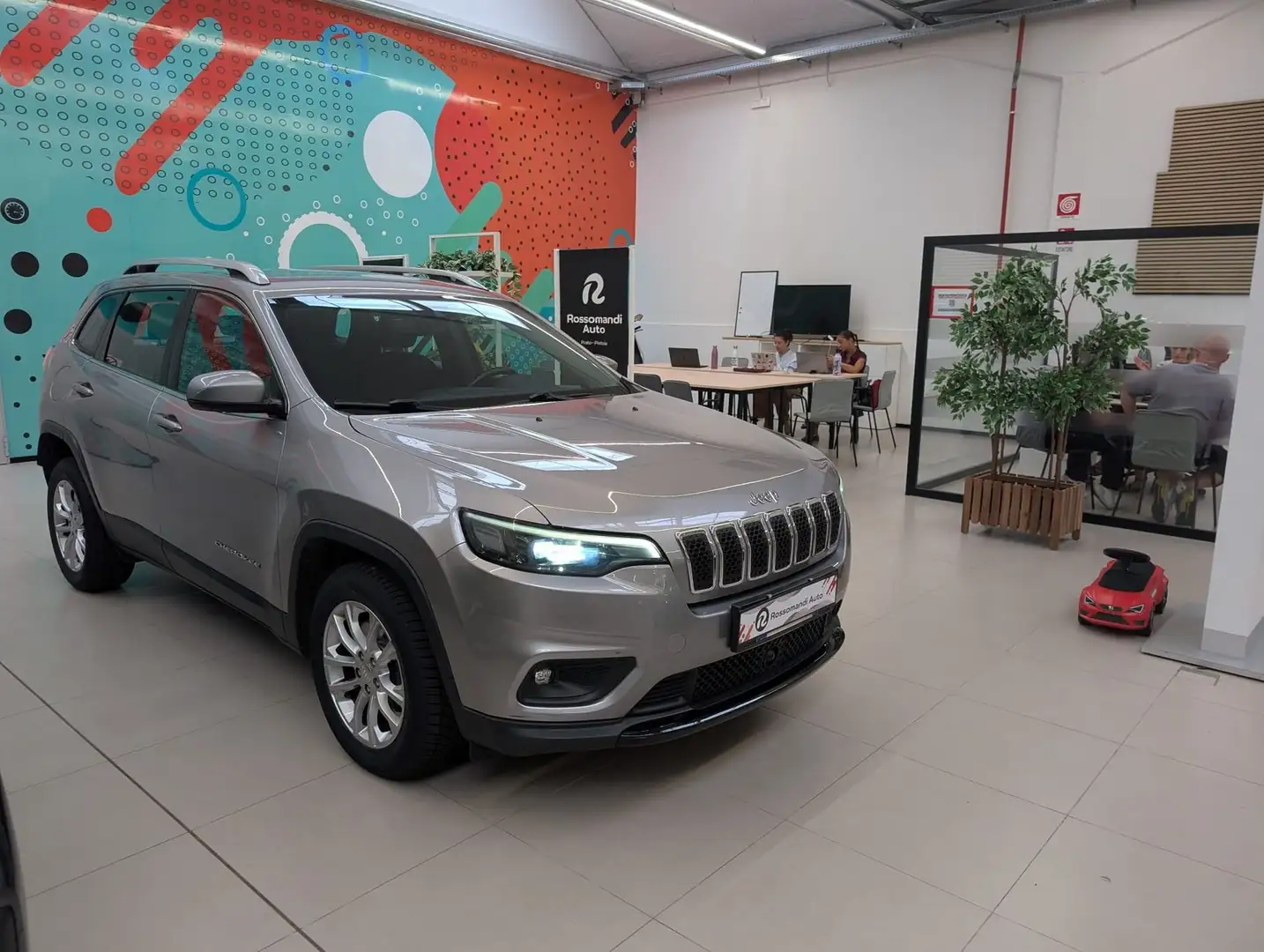 Jeep Cherokee 2.2 Mjt Longitude Grau - 2