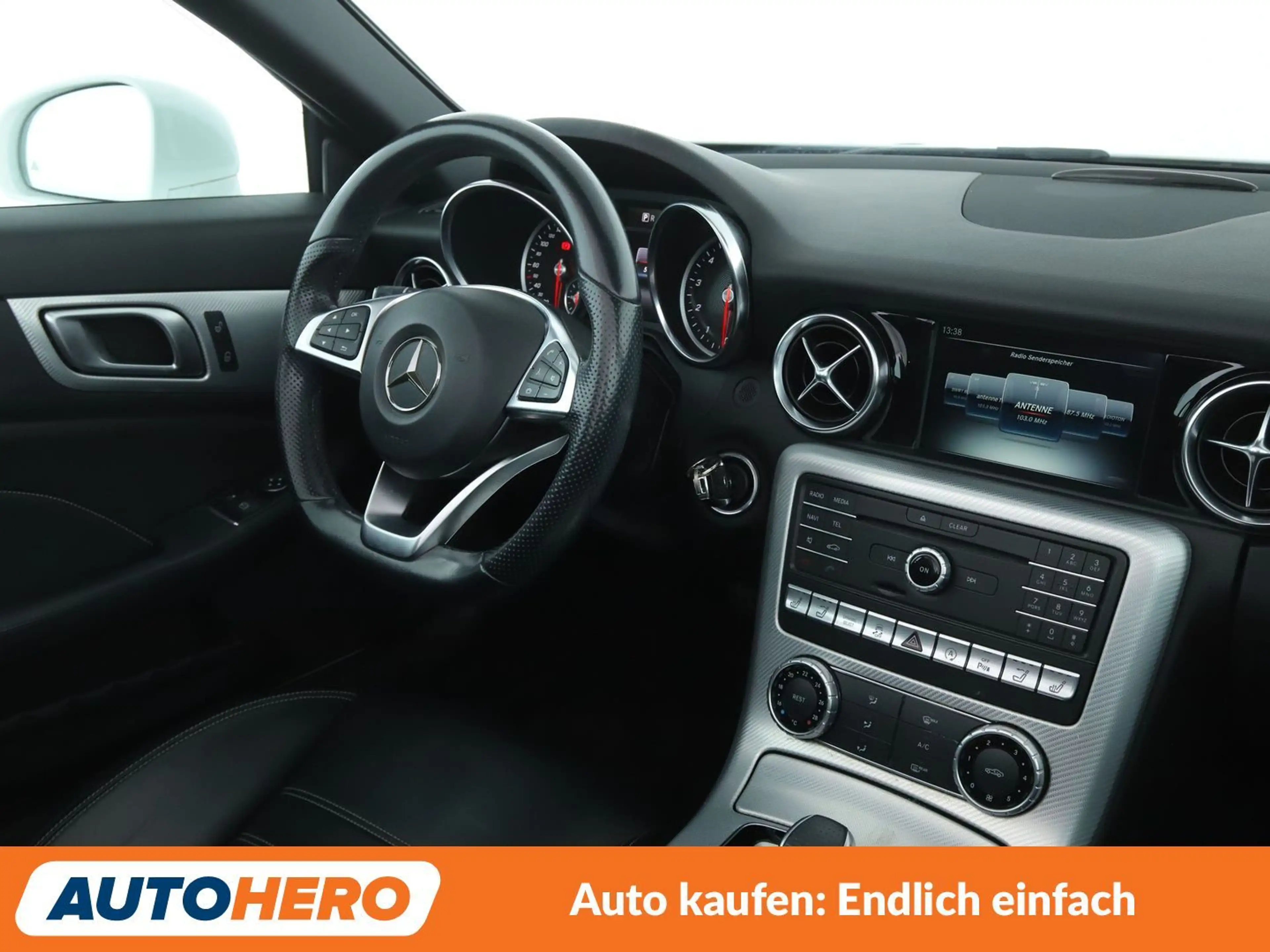 Mercedes-Benz SLC 200 SLC 200 CGI Aut.*NAVI*LED*TEMPO*PDC*SHZ*KLIMA* — photo 13